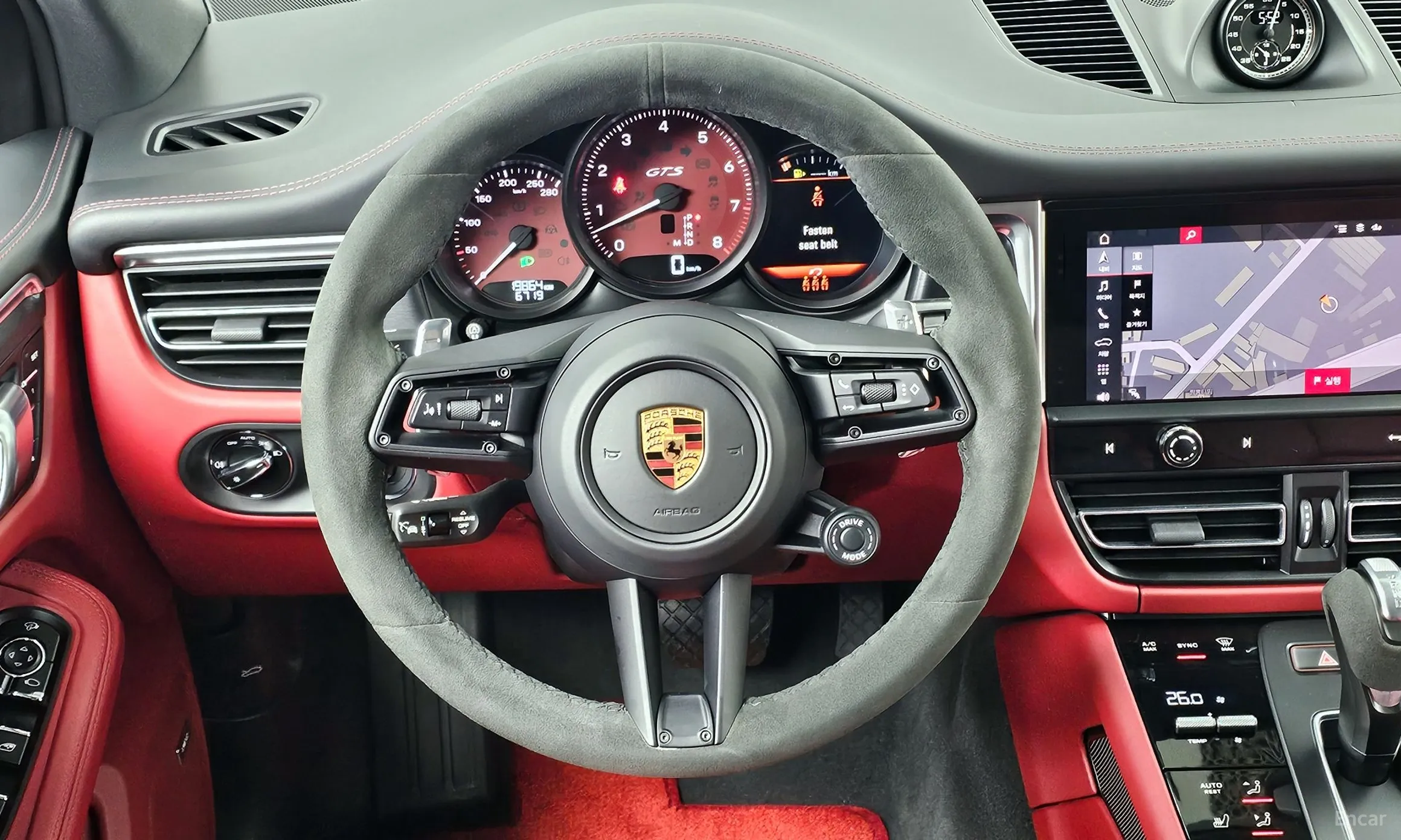 Porsche Macan превью 13