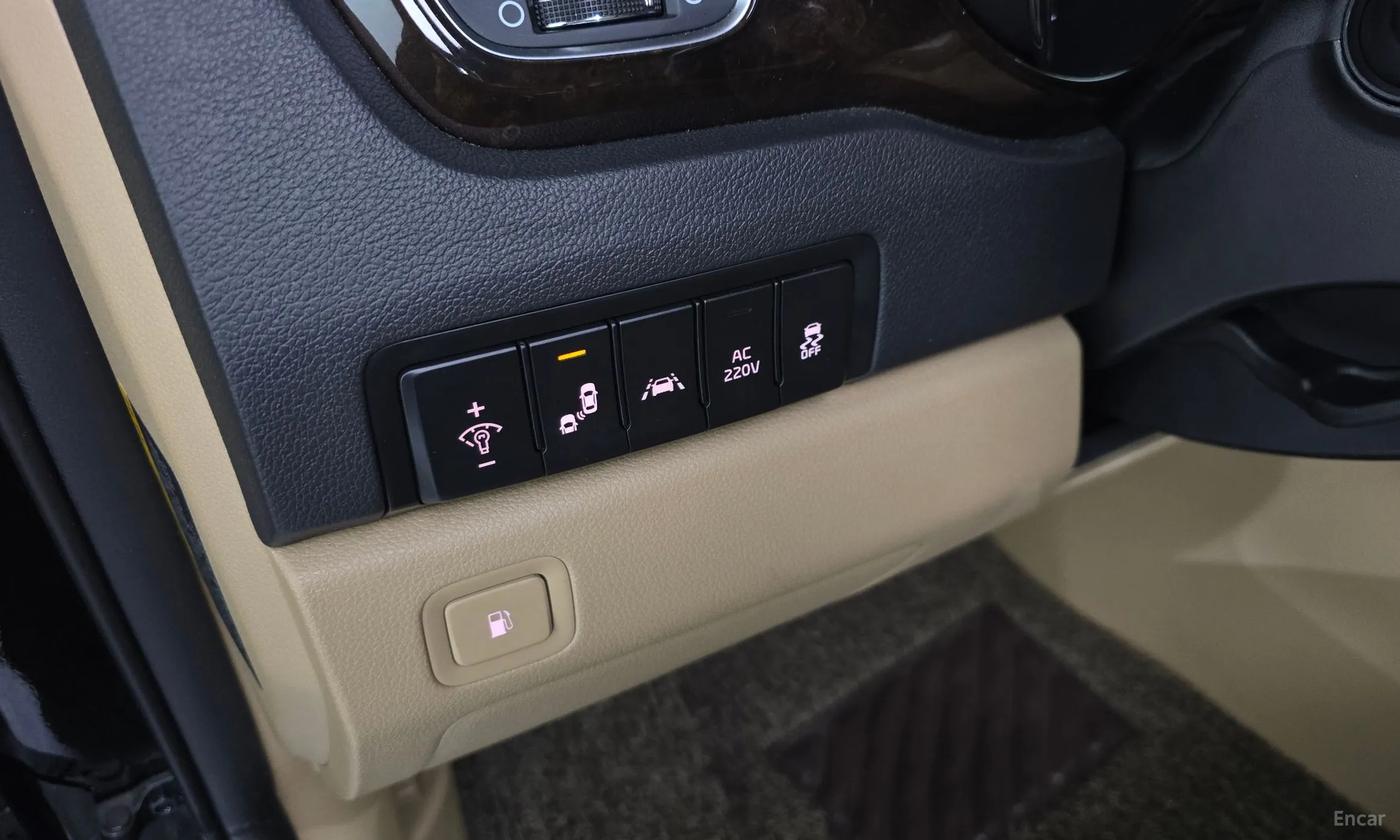 Kia Carnival превью 17