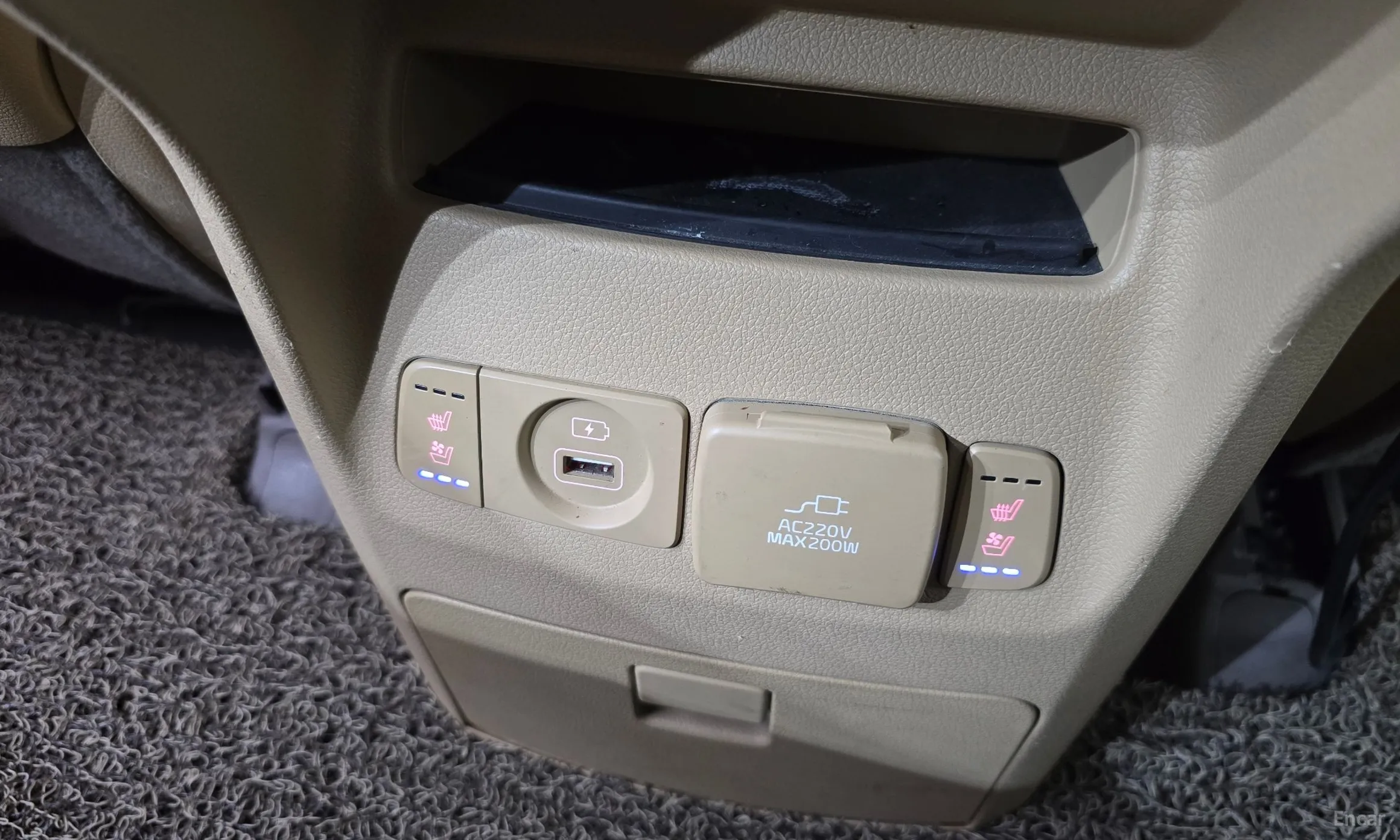Kia Carnival превью 18