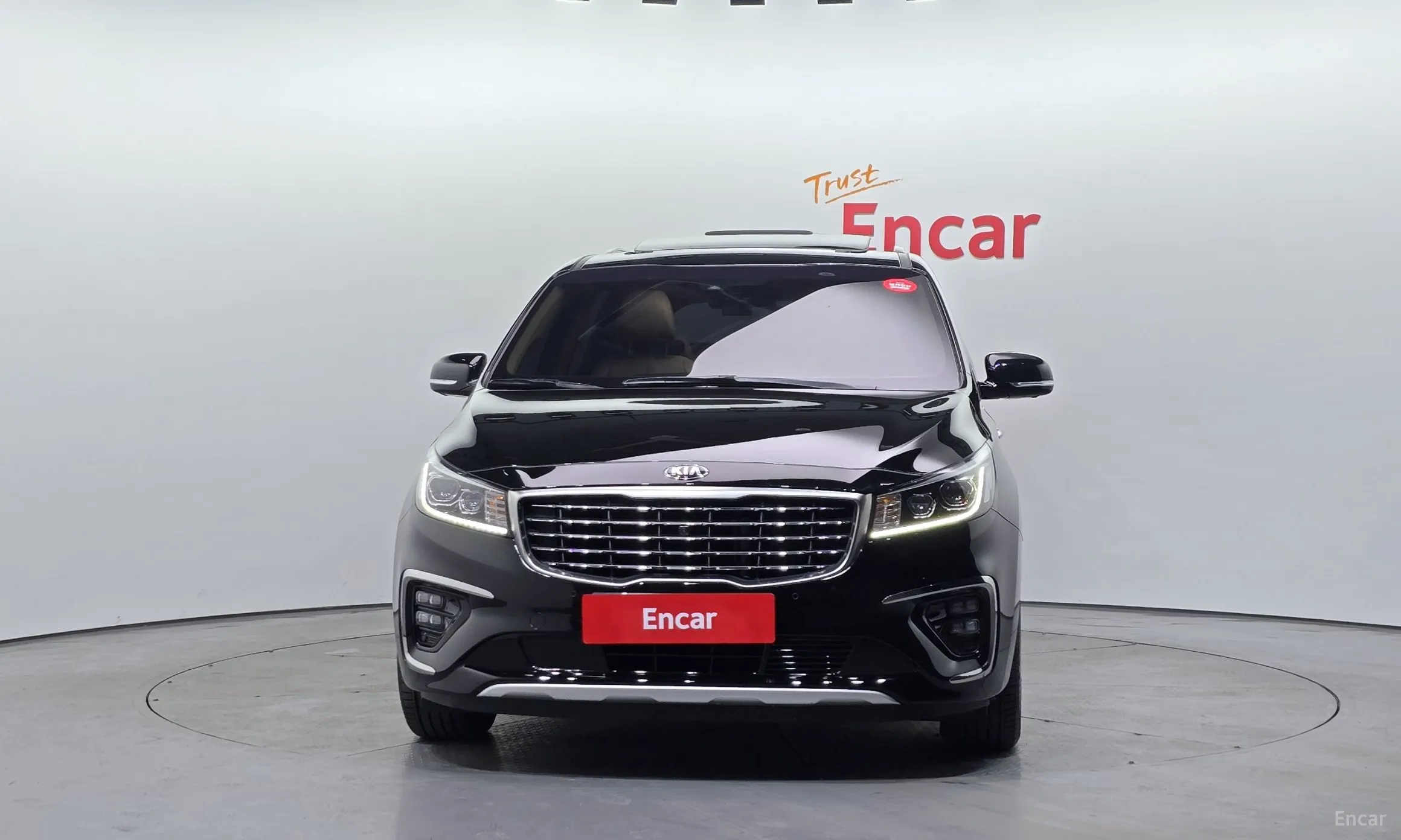 Kia Carnival превью 3