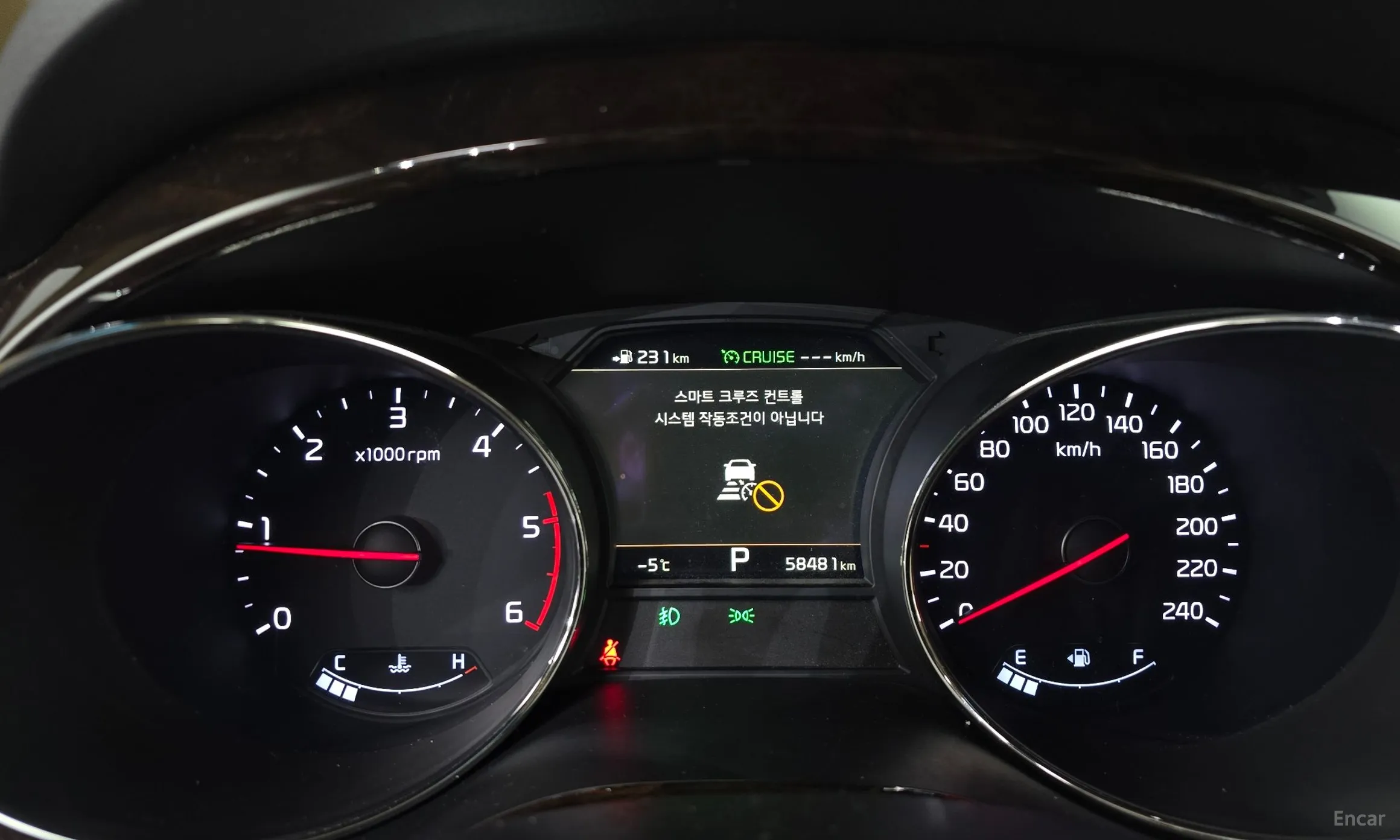 Kia Carnival превью 8
