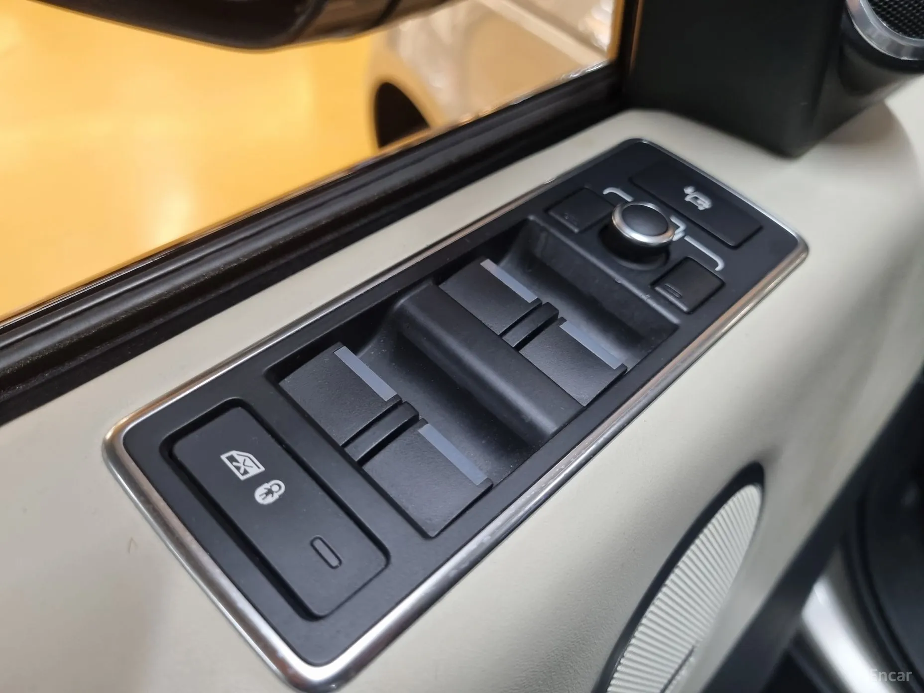 Land Rover Range Rover 4th Generation превью 12