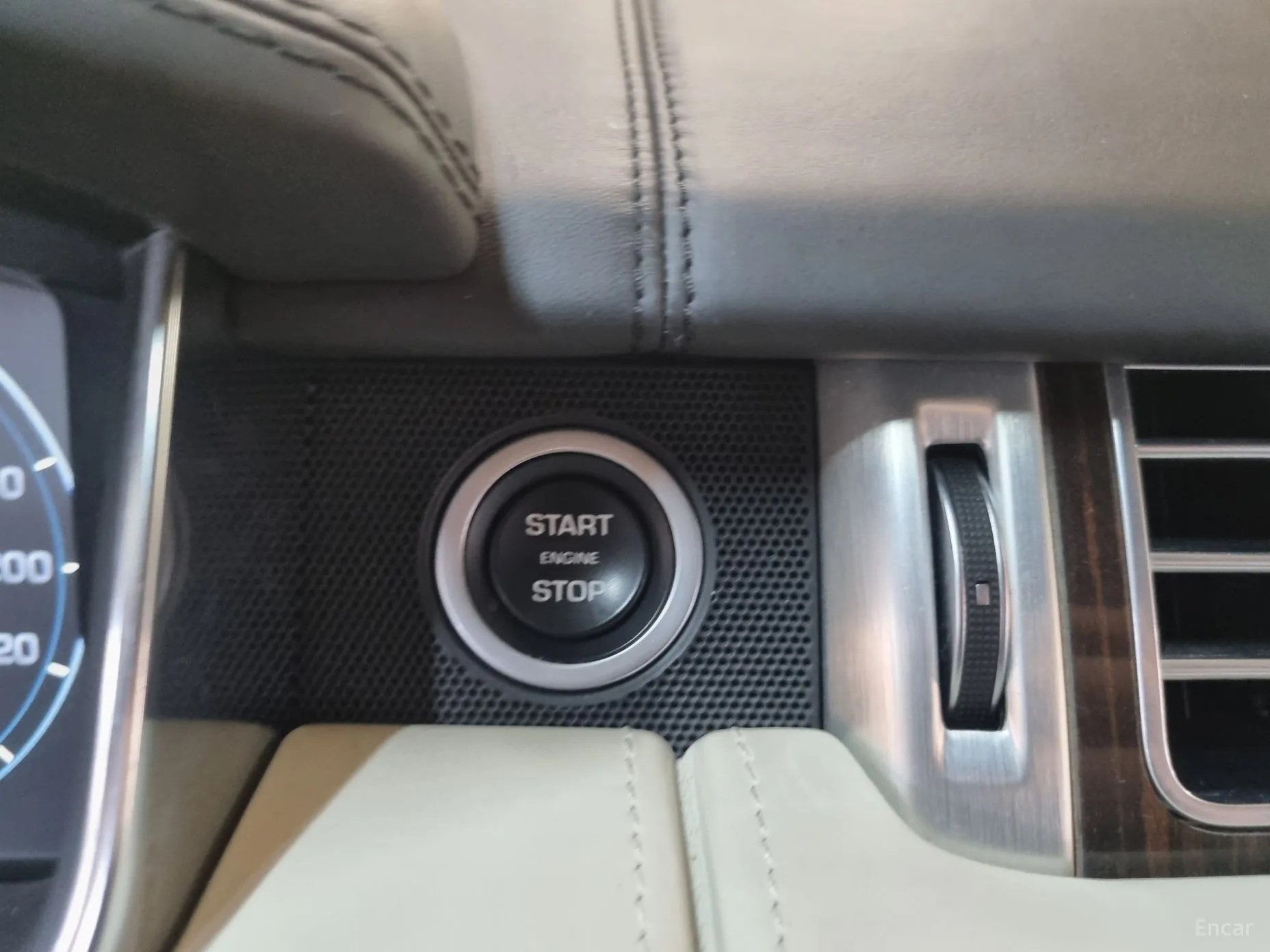 Land Rover Range Rover 4th Generation превью 17