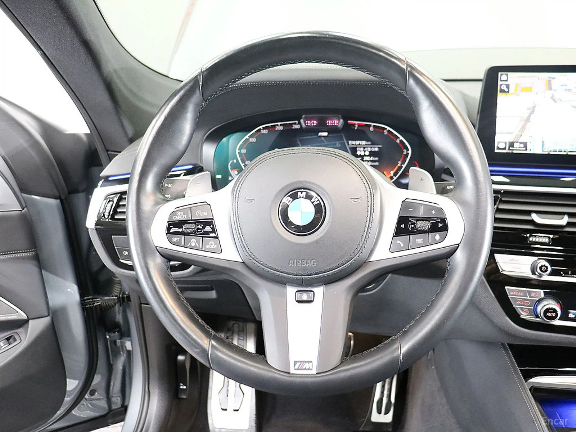 BMW 6-Series GT (G32) превью 13