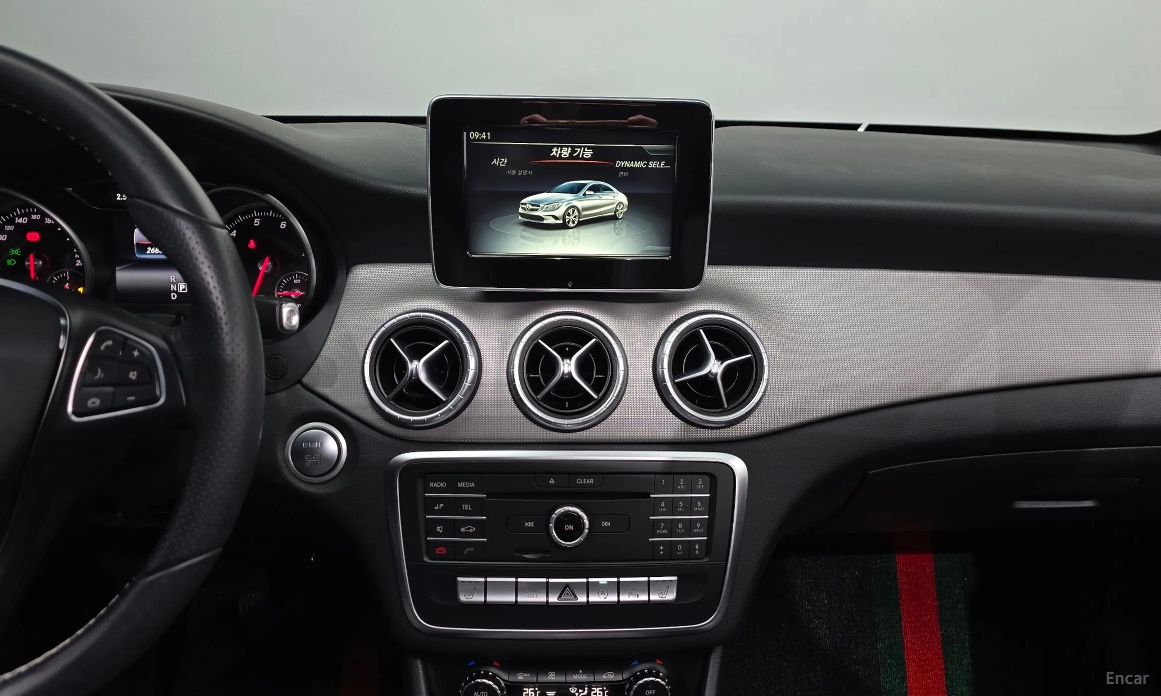 Mercedes Benz CLA-Class C117 превью 15