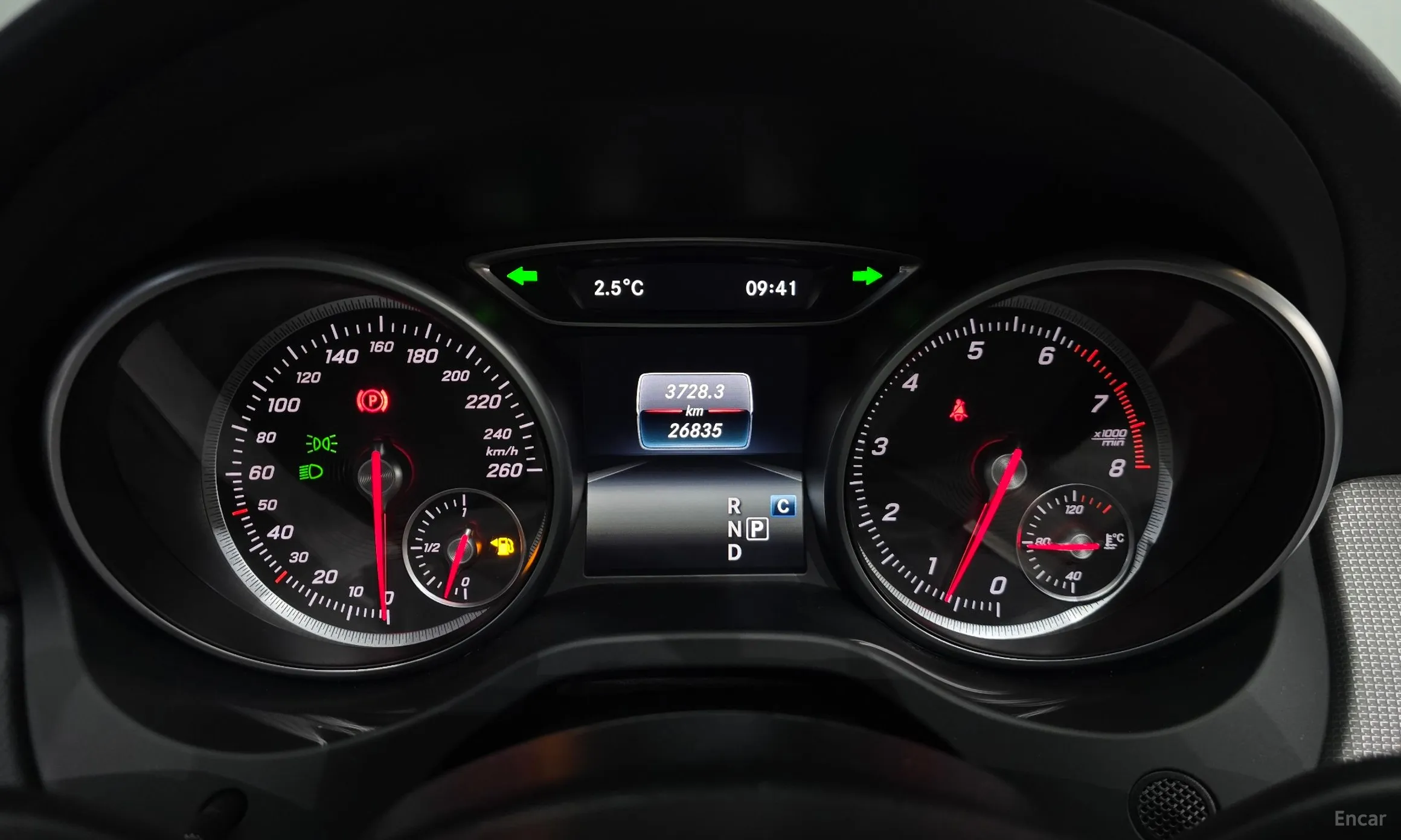Mercedes Benz CLA-Class C117 превью 8
