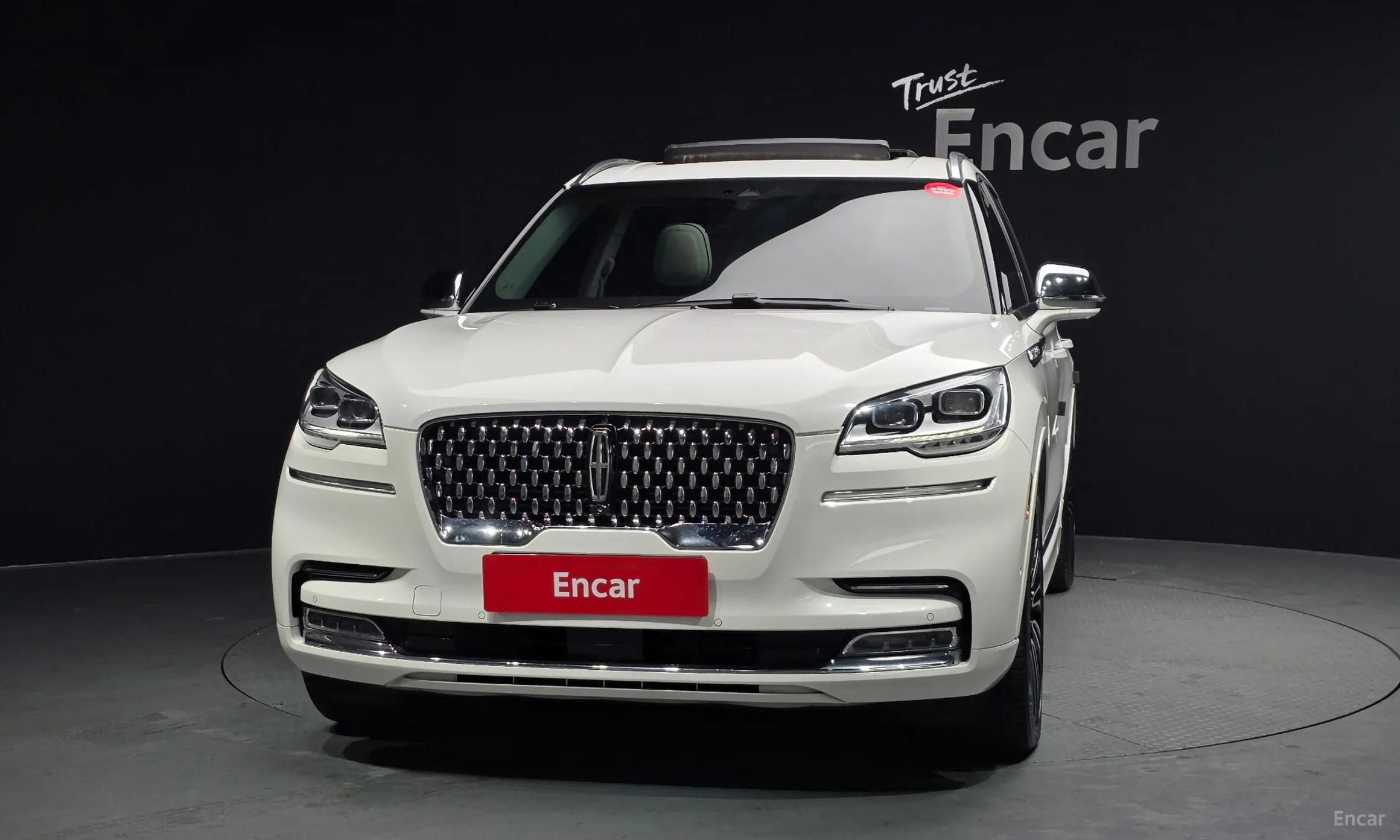 Lincoln Aviator 2nd Generation превью 3