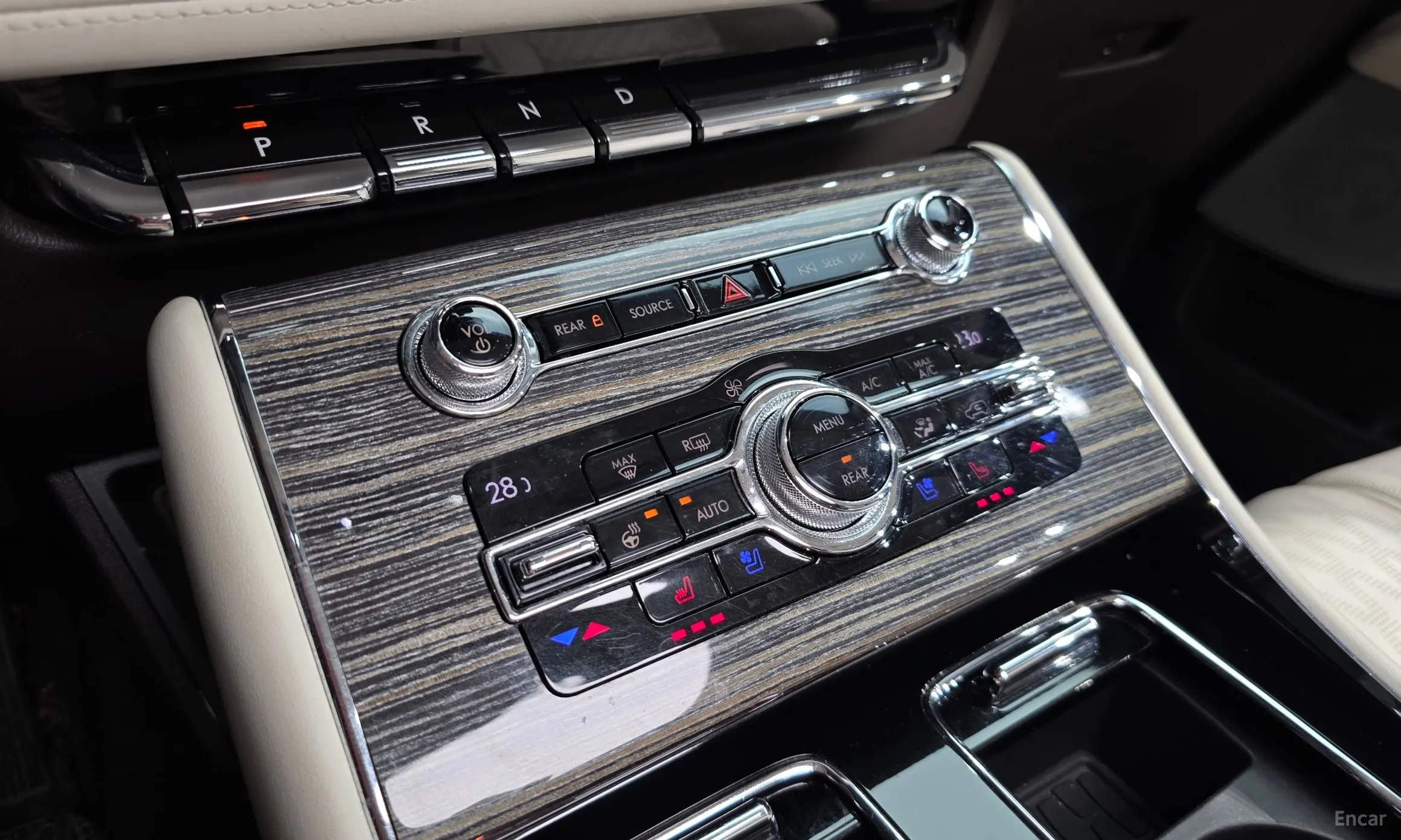 Lincoln Aviator 2nd Generation превью 9