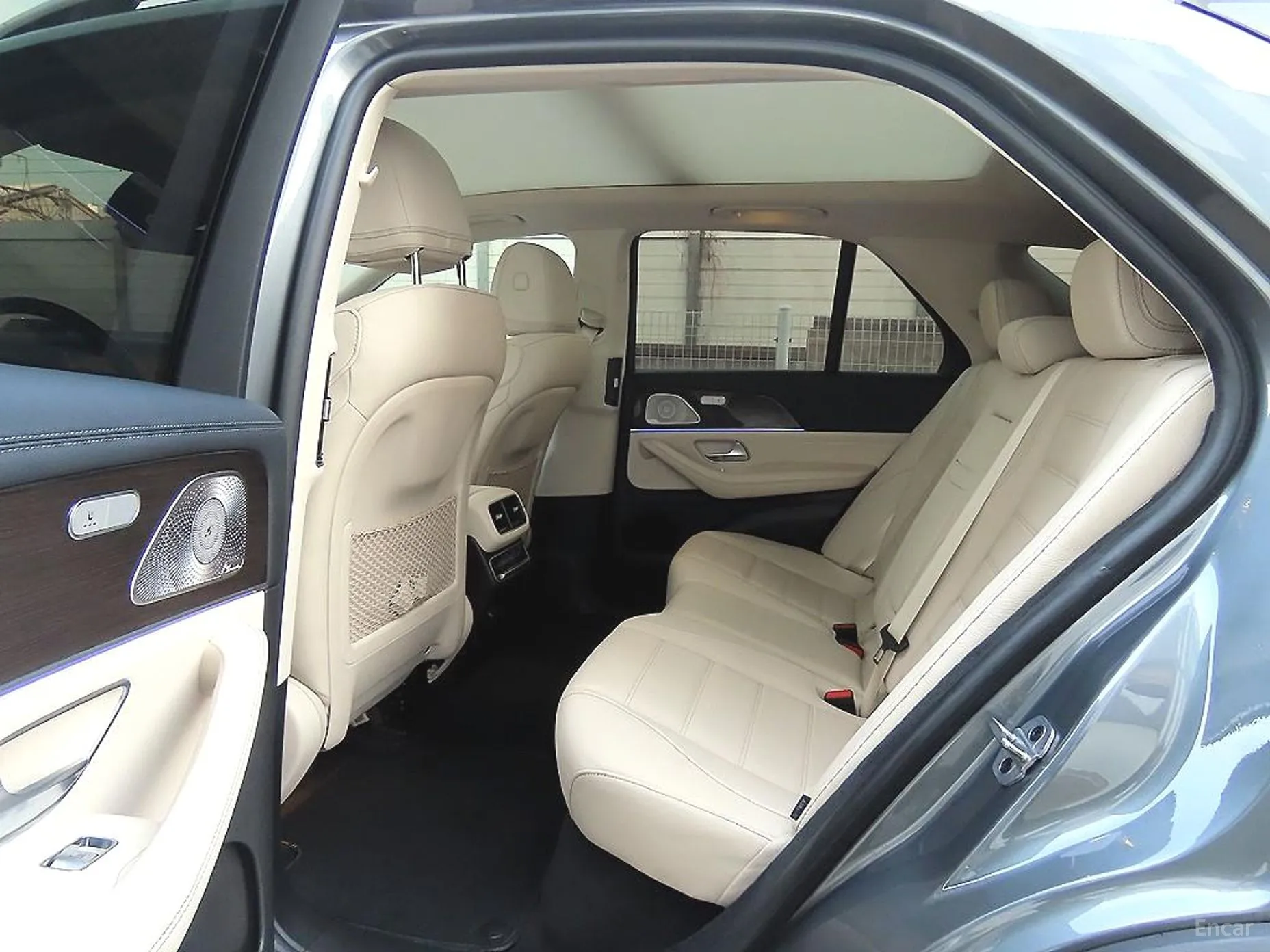 Mercedes Benz GLE-Class W167 превью 10