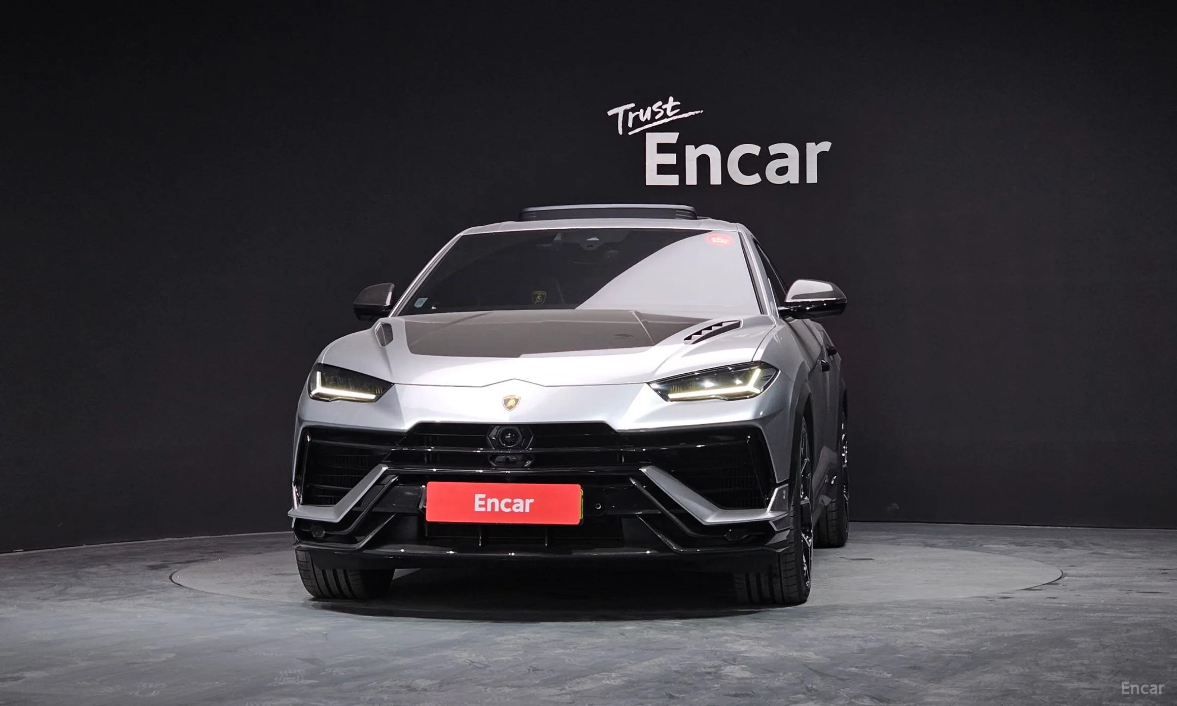 Lamborghini Urus превью 3