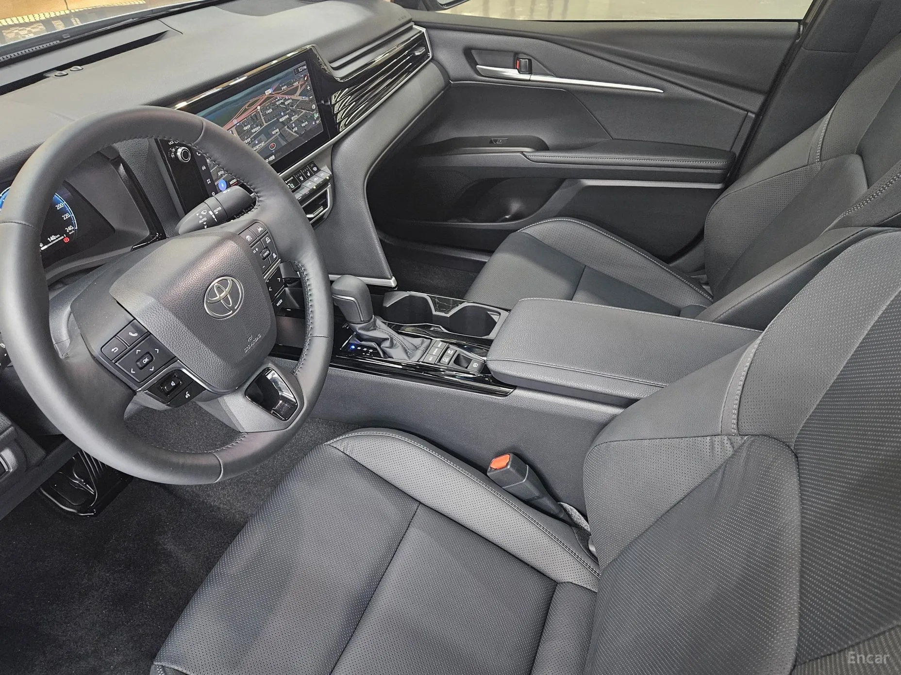 Toyota Camry (XV80) превью 10