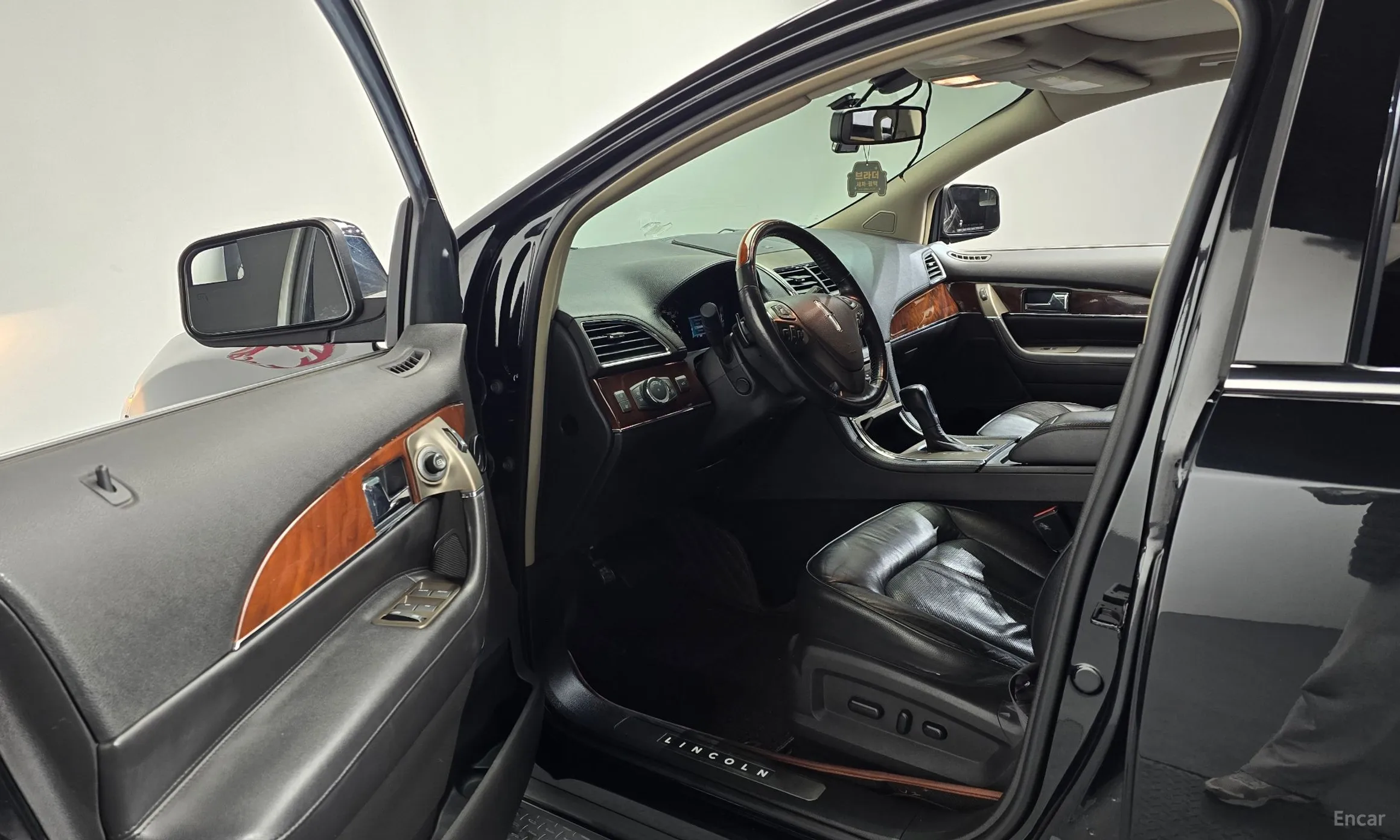 Lincoln New MKX превью 10