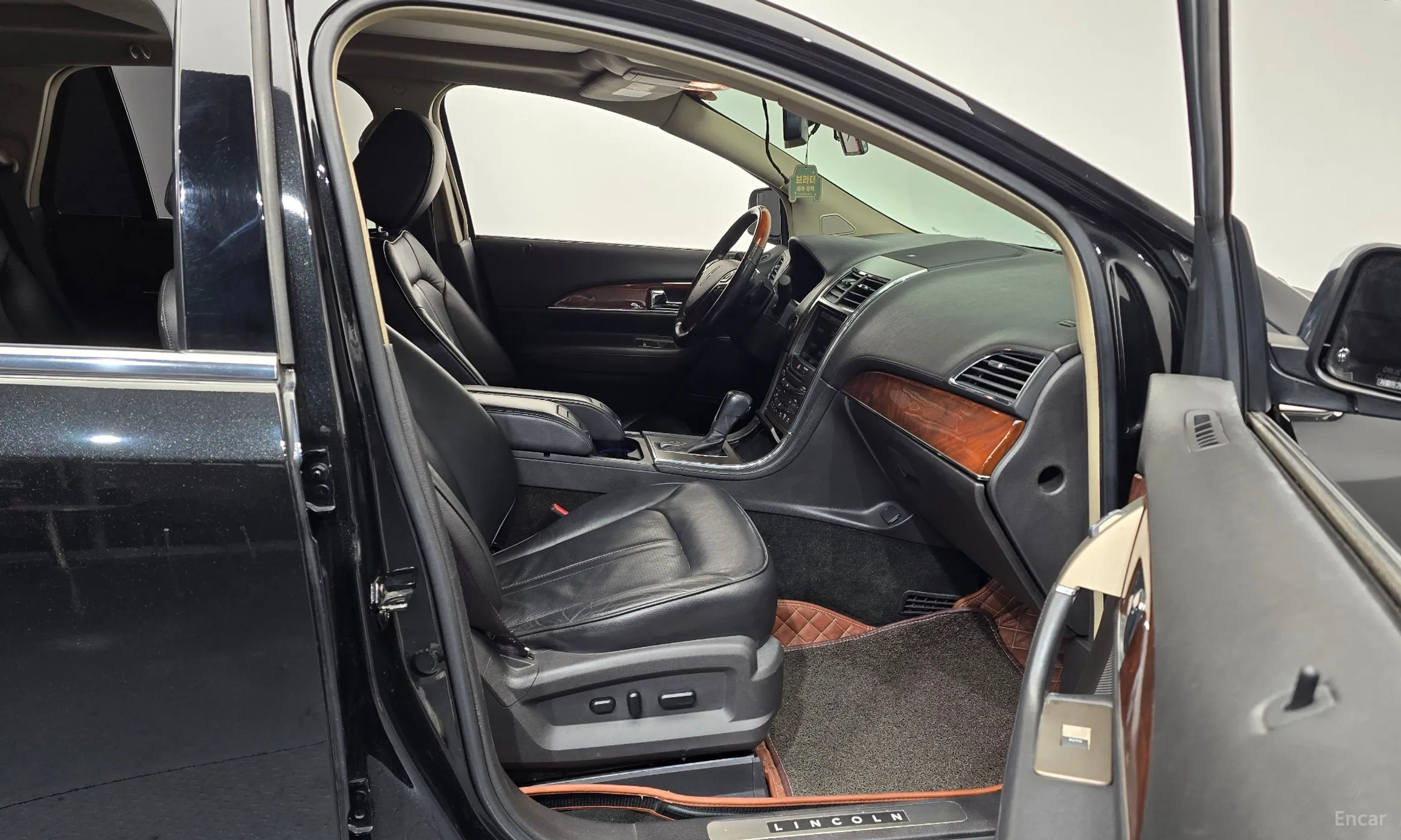 Lincoln New MKX превью 11