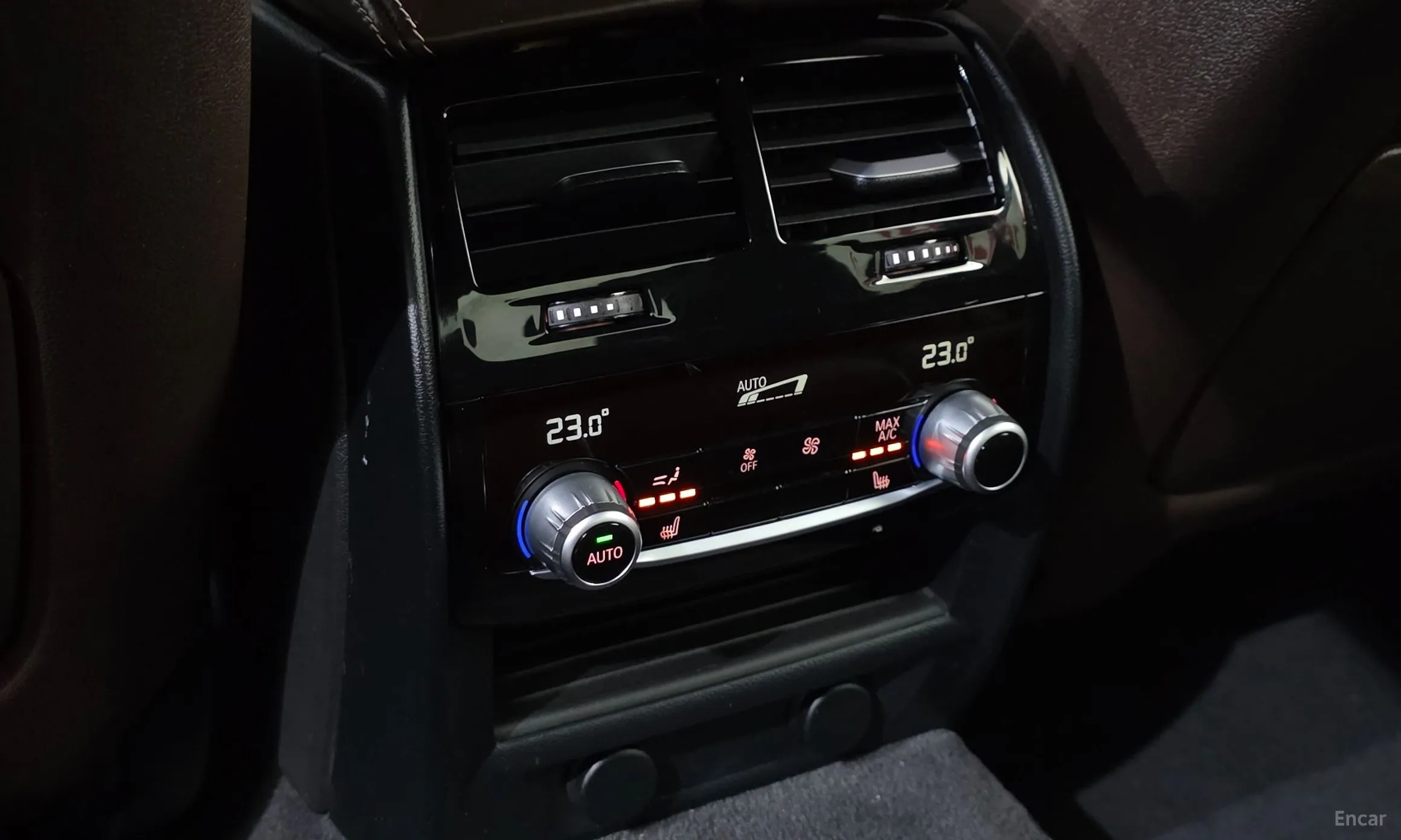 BMW 5 Series (G30) превью 17