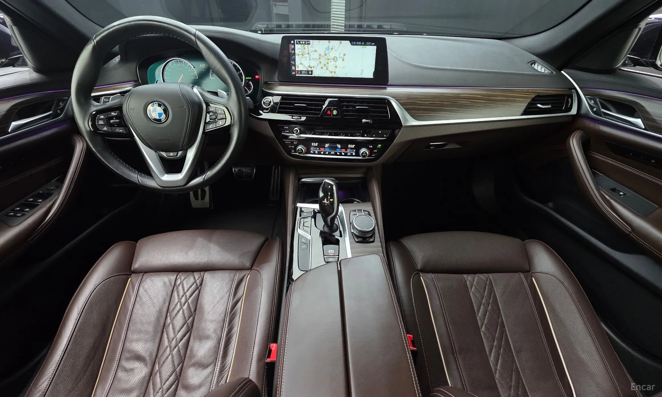 BMW 5 Series (G30) превью 7