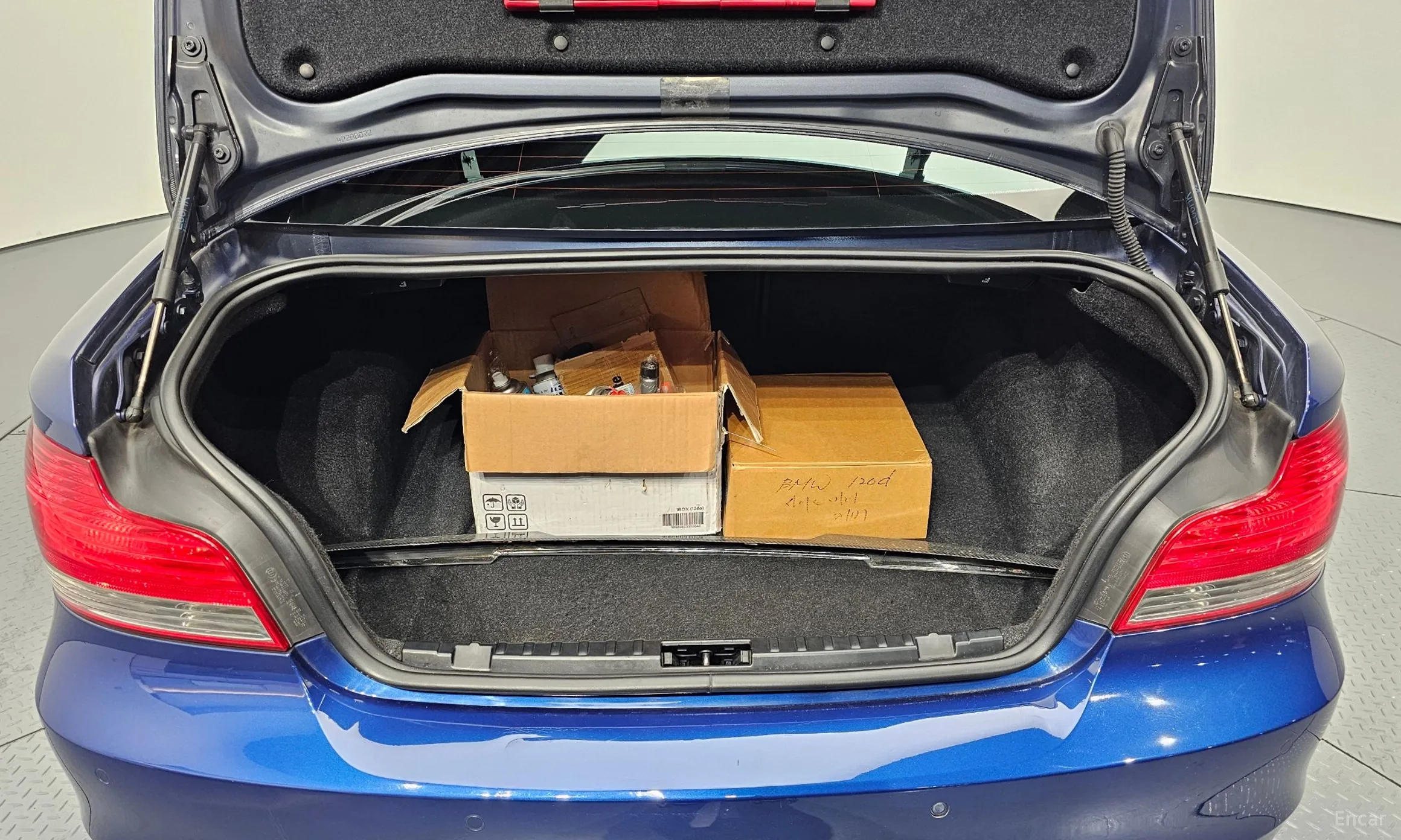 BMW 1 Series (E82) превью 20