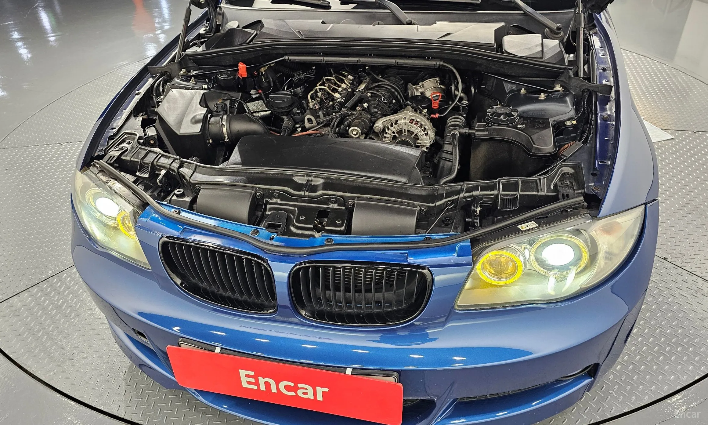 BMW 1 Series (E82) превью 6