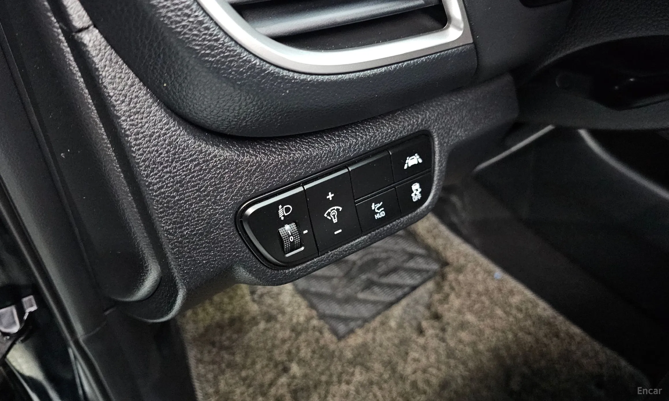 Kia Seltos превью 16