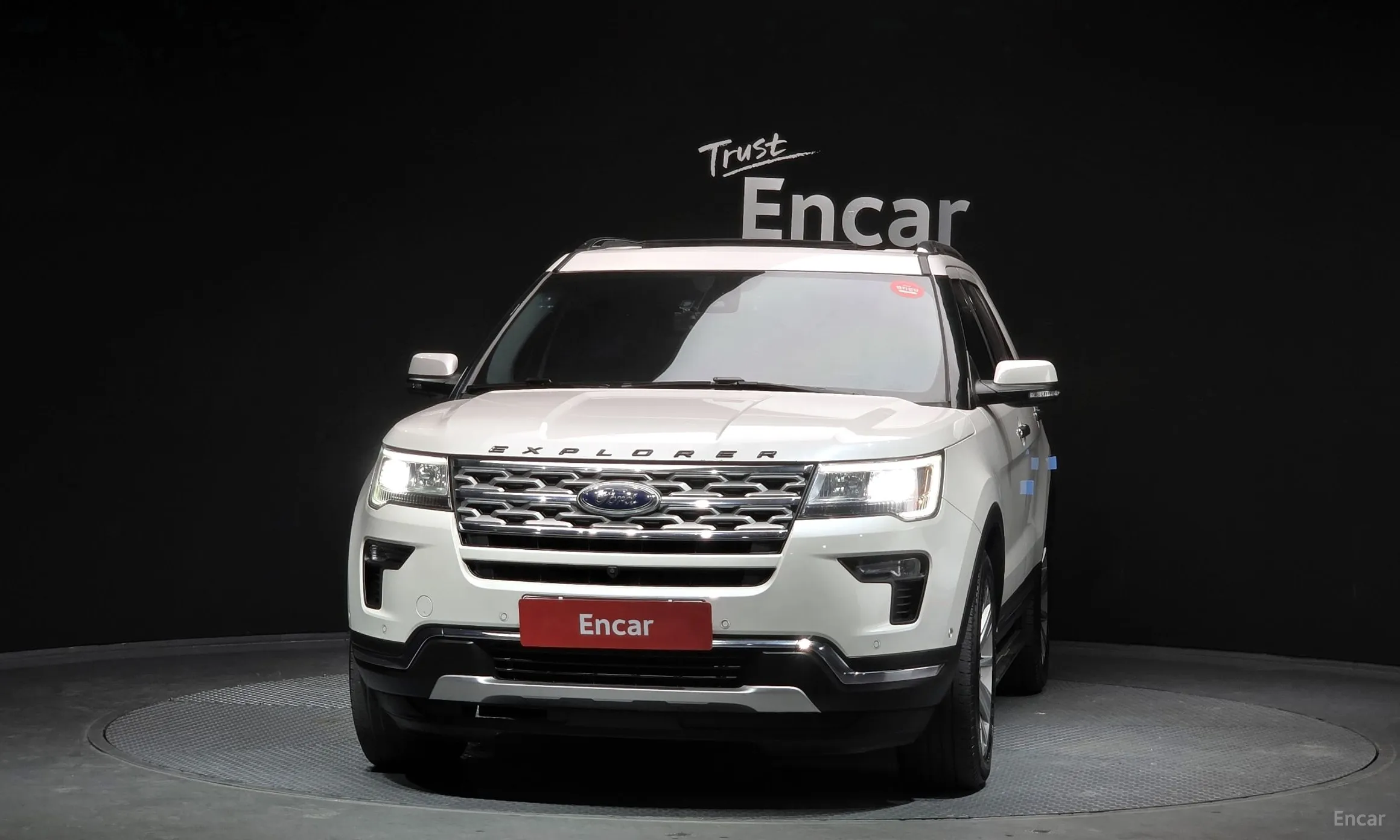 Ford Explorer превью 3