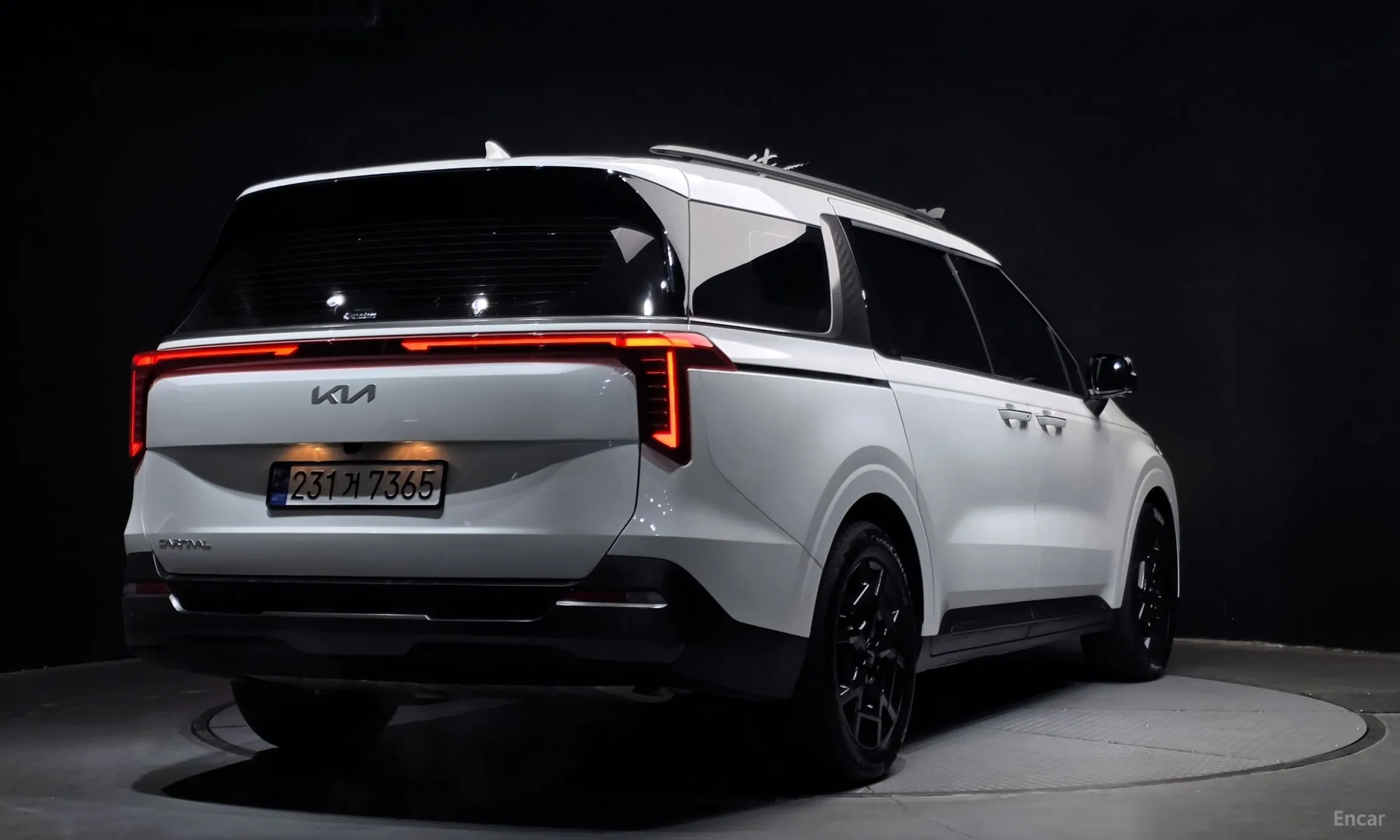 Kia Carnival 4th Generation превью 2