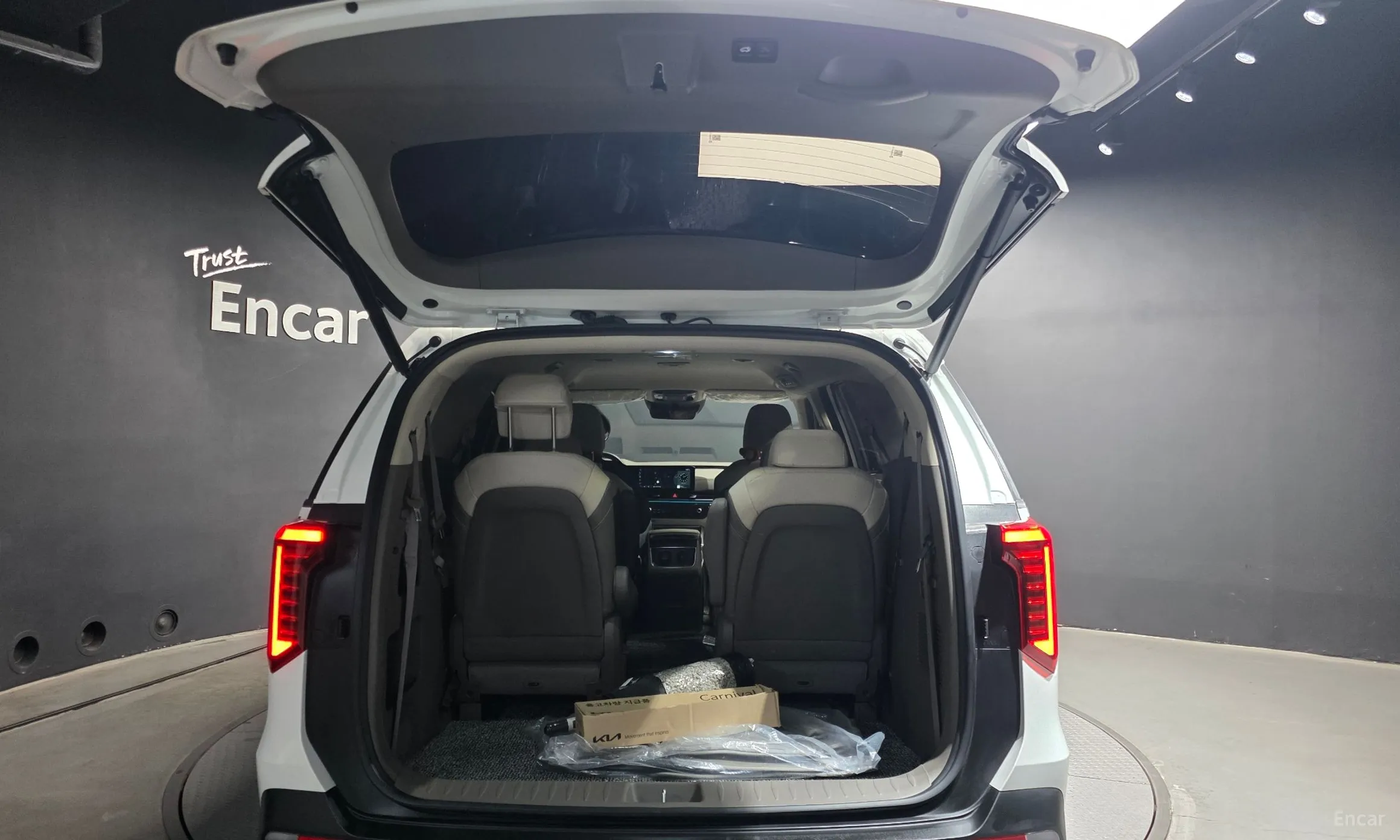 Kia Carnival 4th Generation превью 20