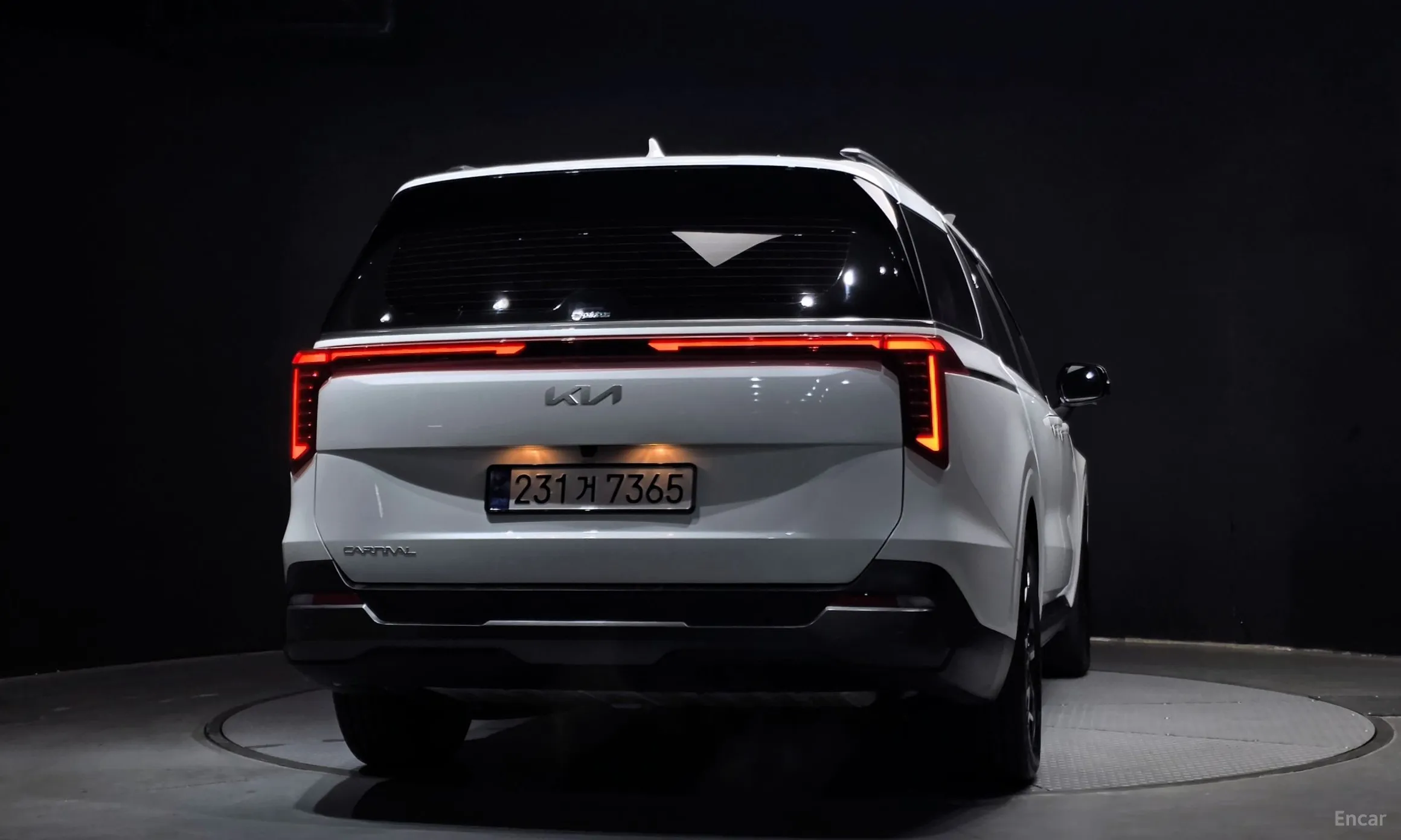 Kia Carnival 4th Generation превью 4