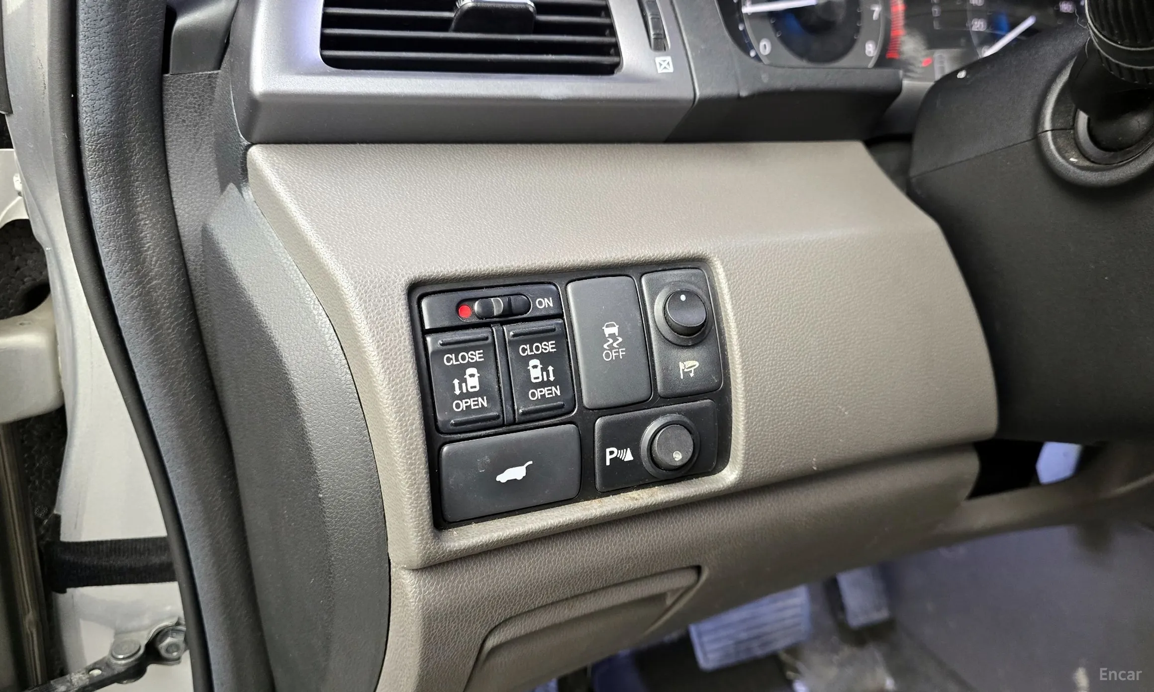 Honda Odyssey превью 16
