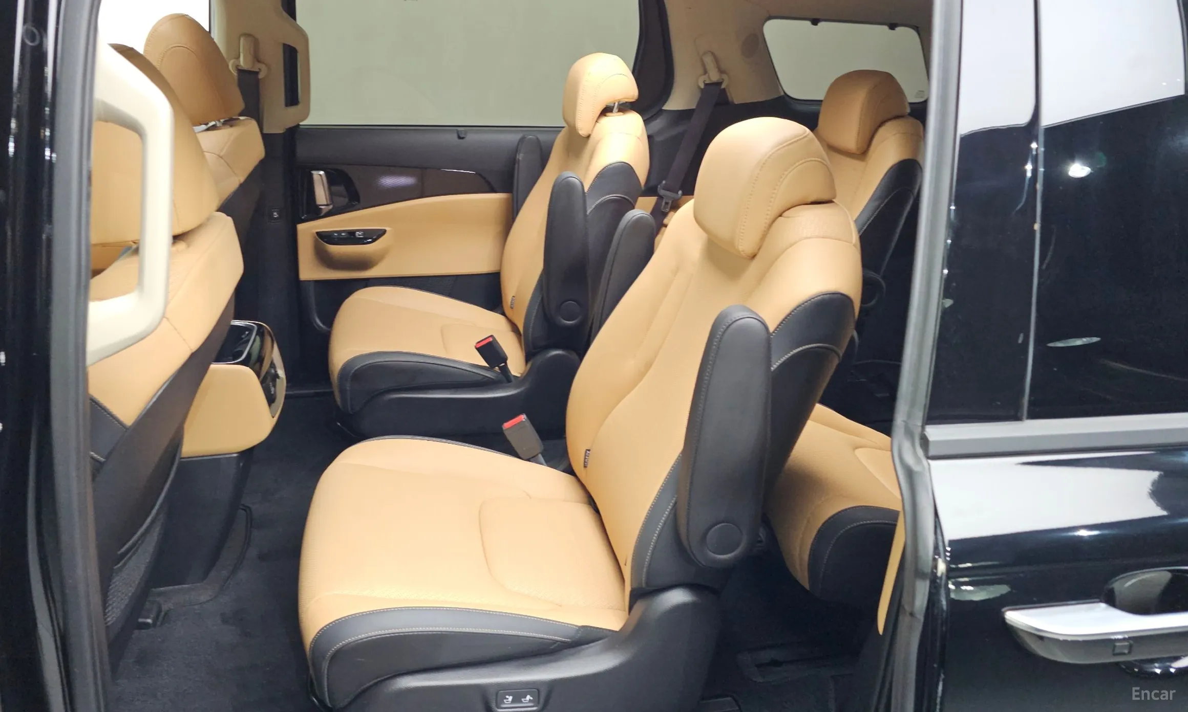 Kia Carnival Gen 4 превью 11