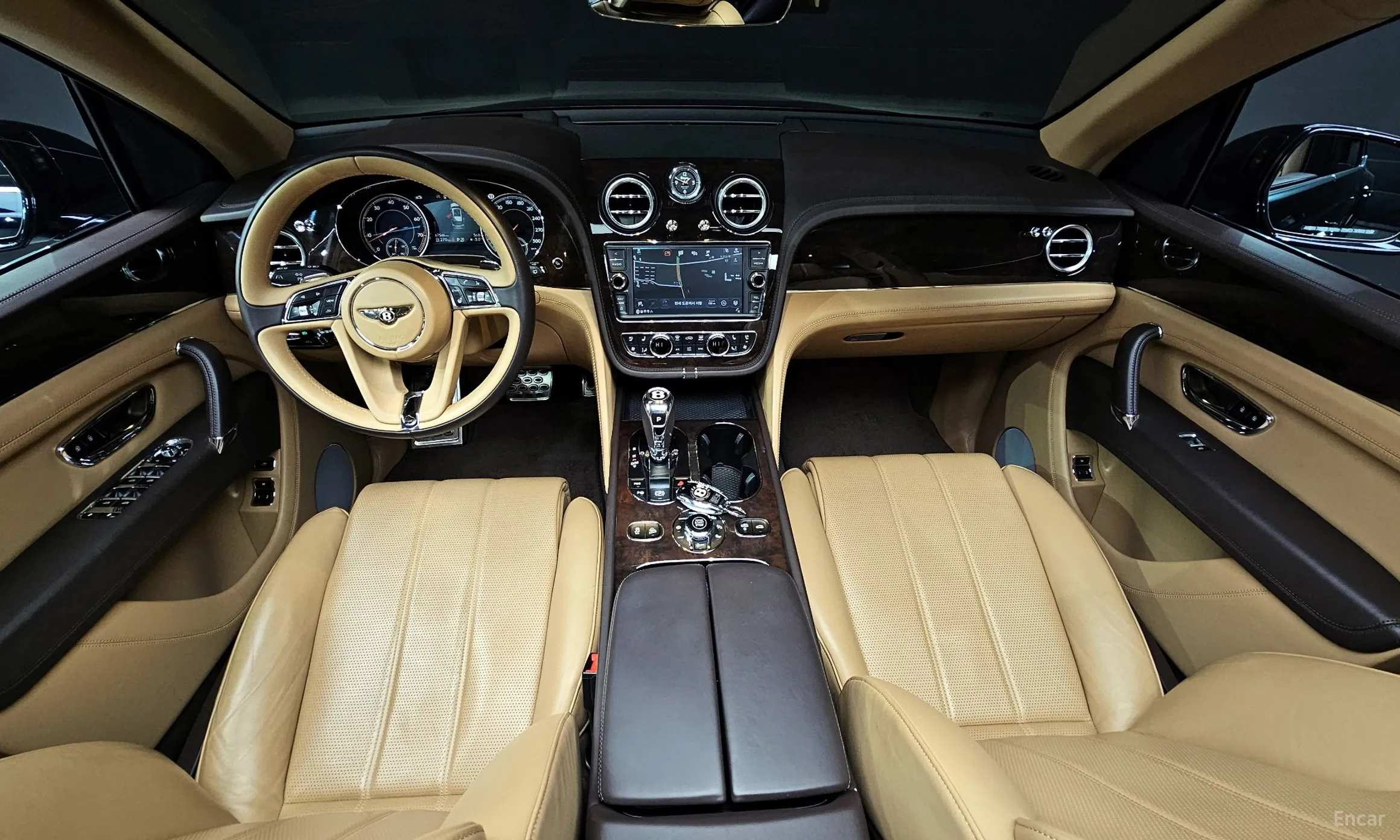 Bentley Bentayga превью 7