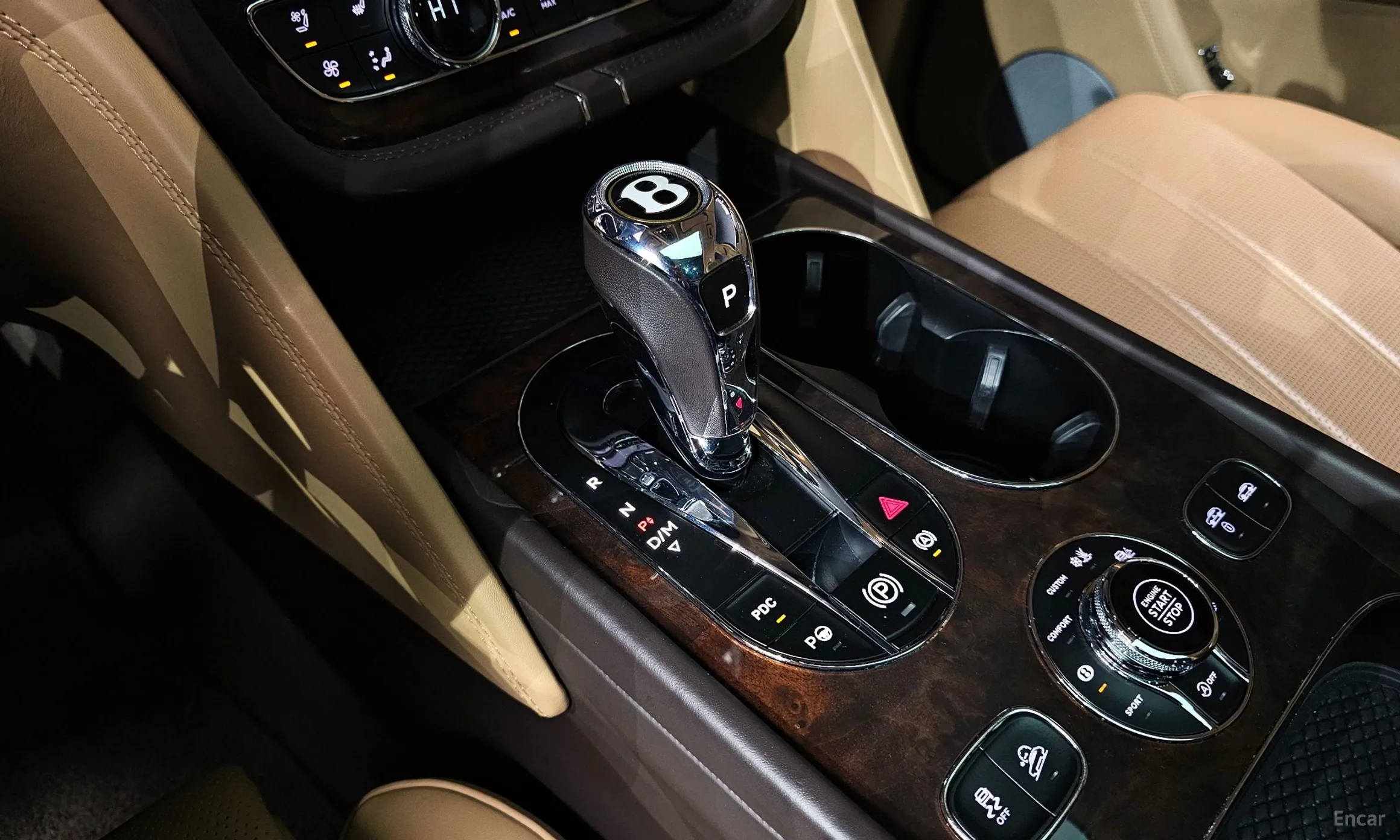 Bentley Bentayga превью 9