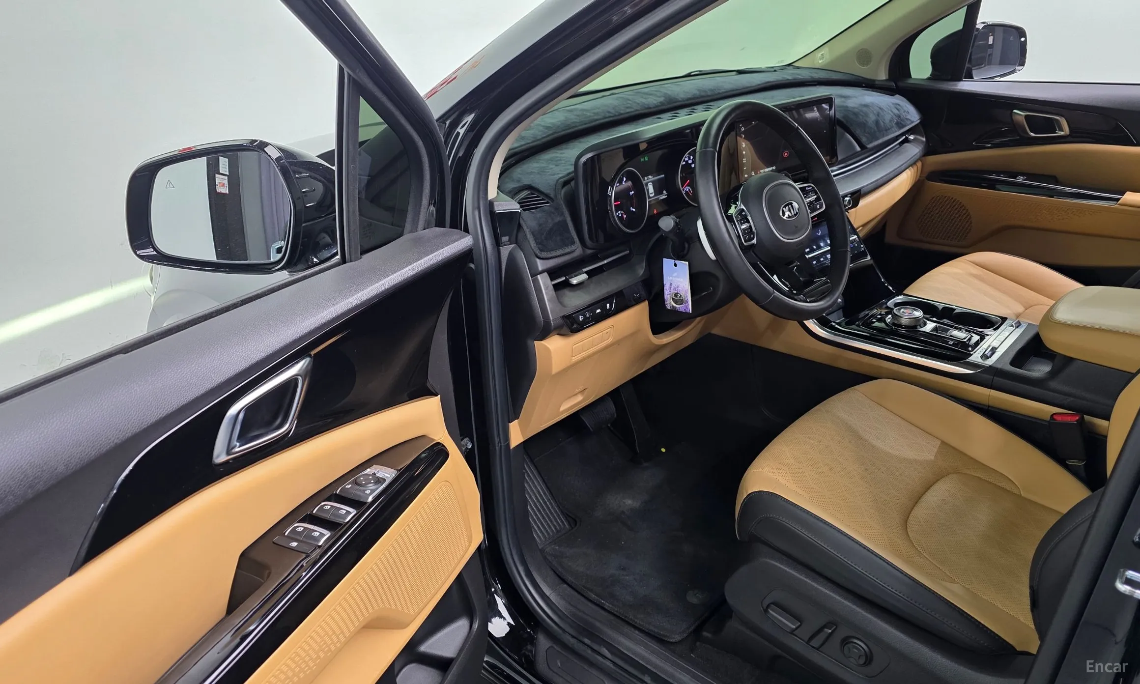 Kia Carnival Gen 4 превью 11