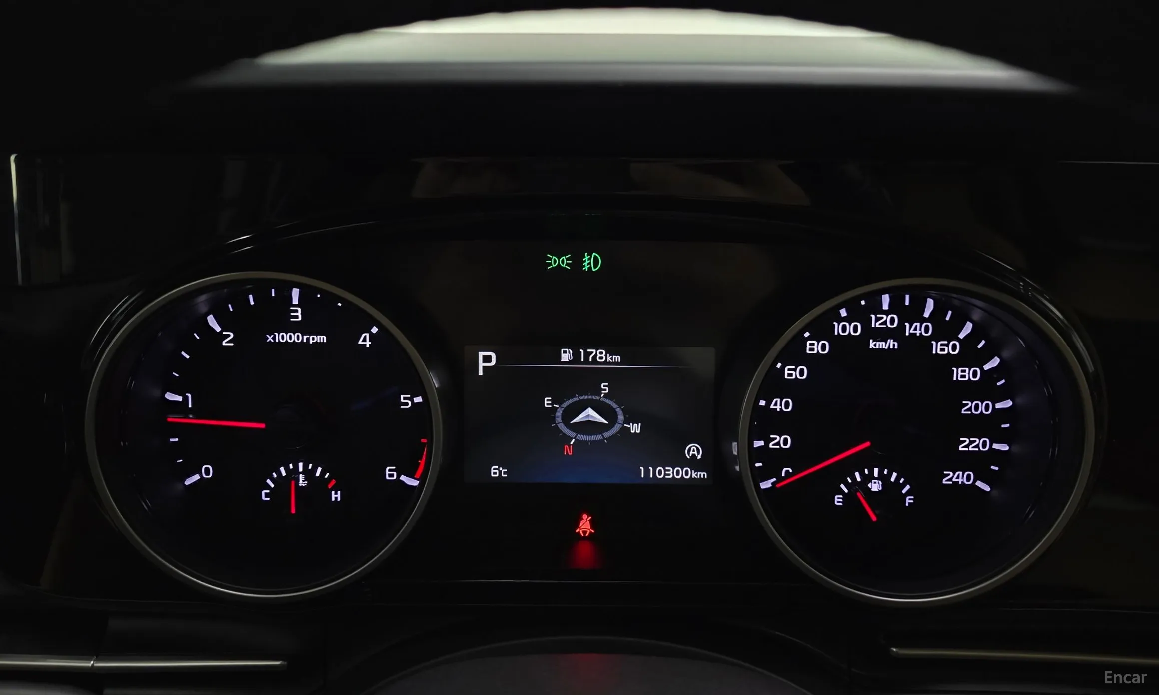 Kia Carnival Gen 4 превью 8