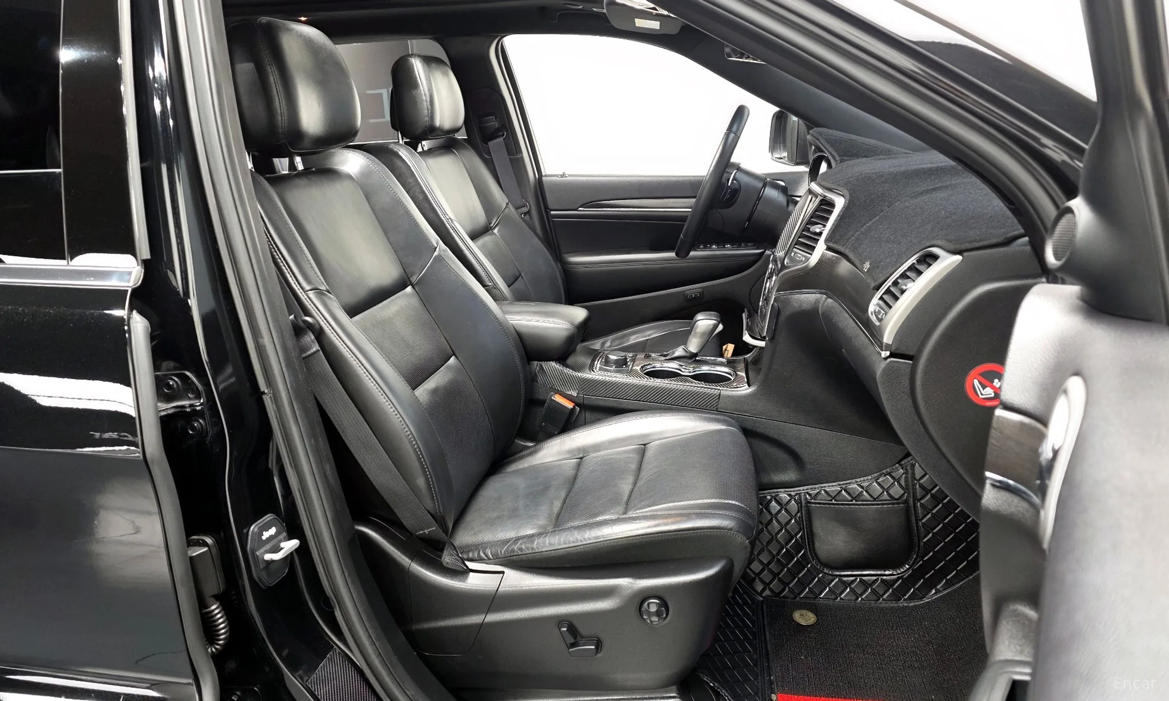 Jeep Grand Cherokee превью 11