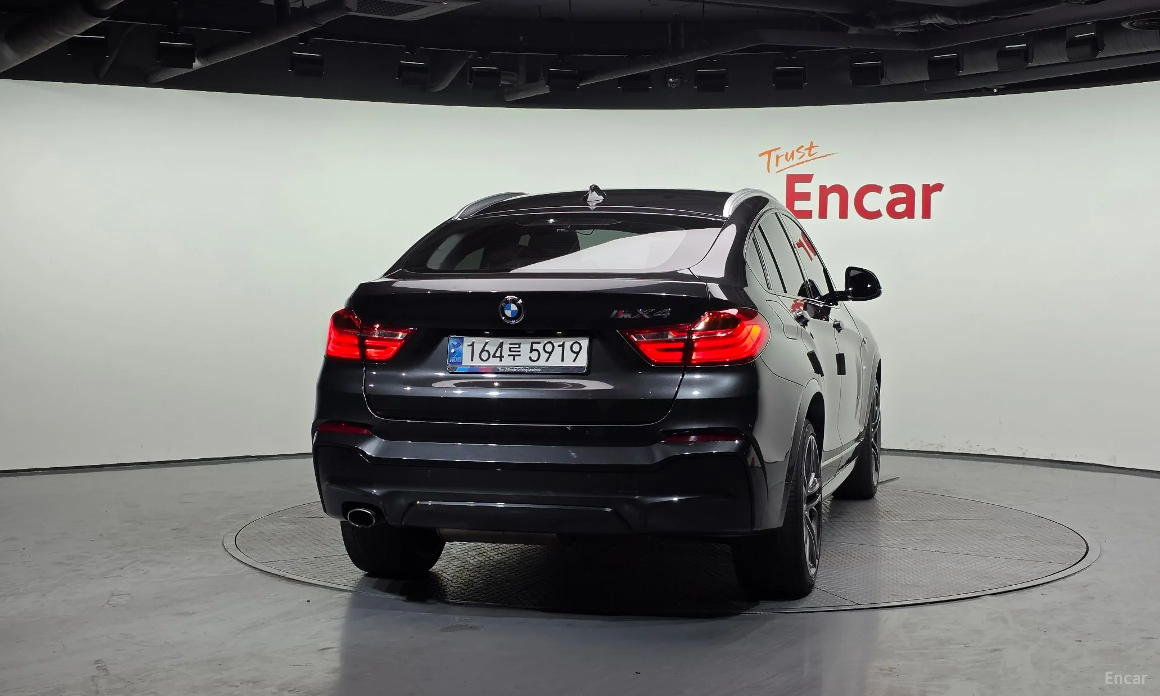 BMW X4 (F26) превью 4
