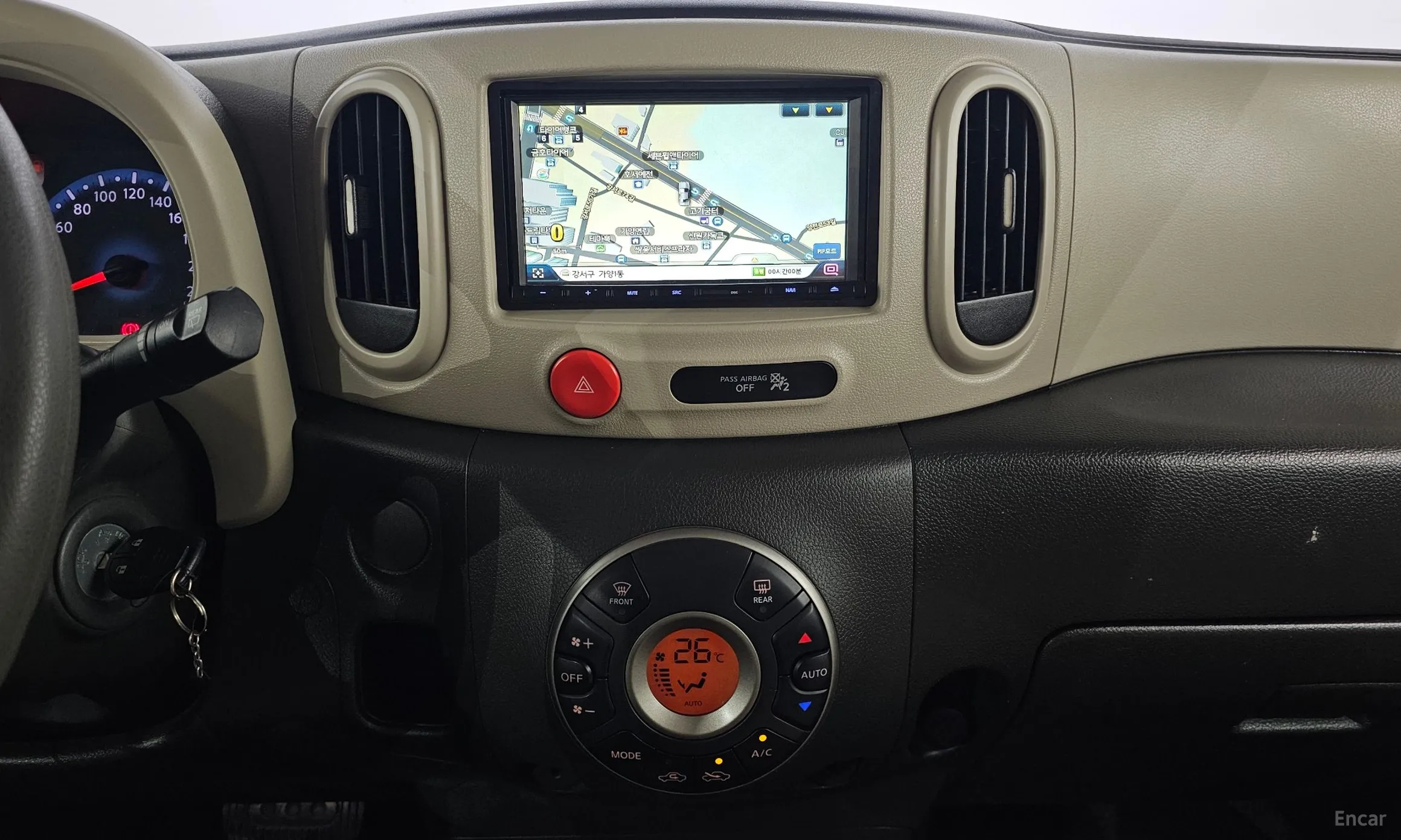Nissan Cube превью 14
