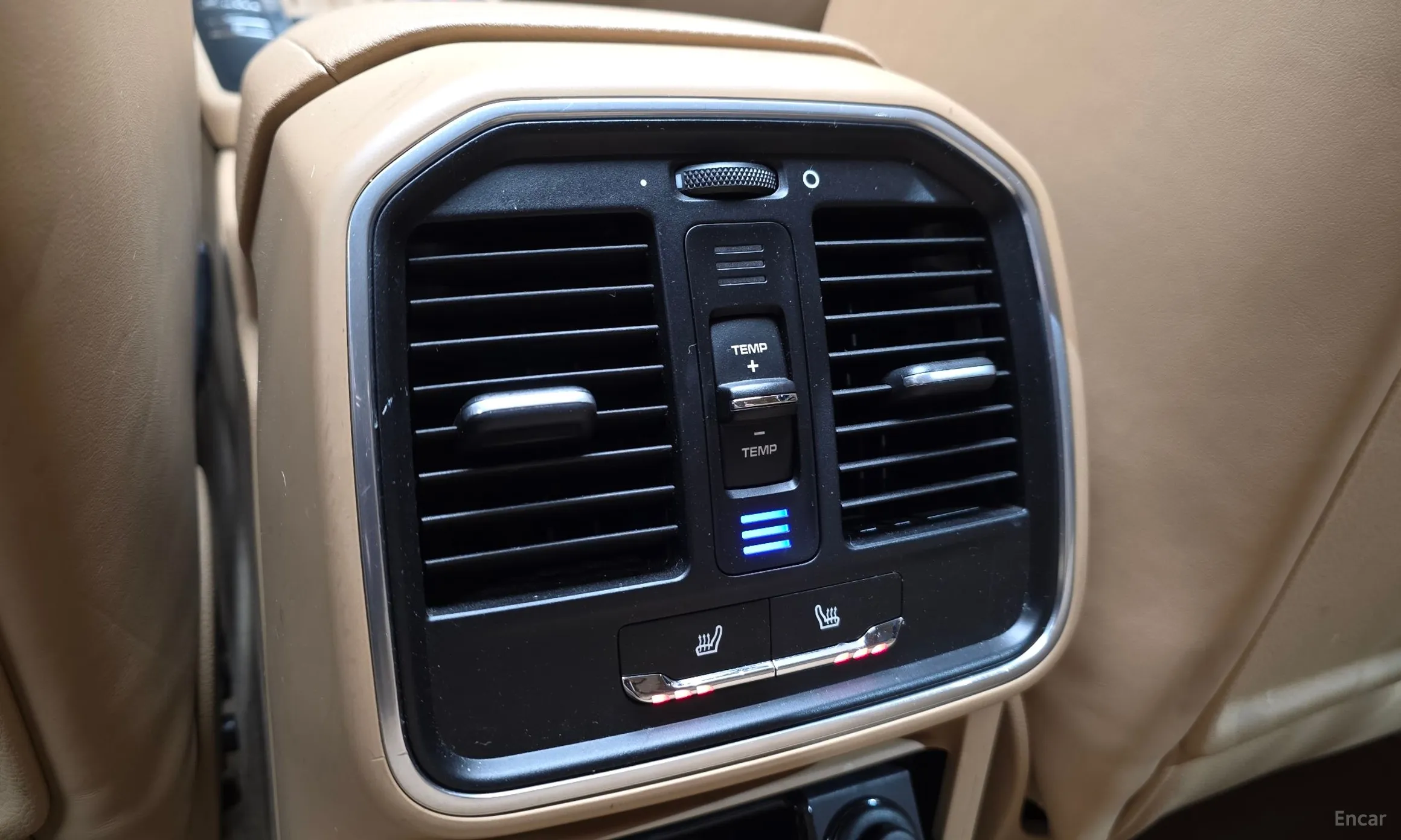 Porsche Macan превью 18
