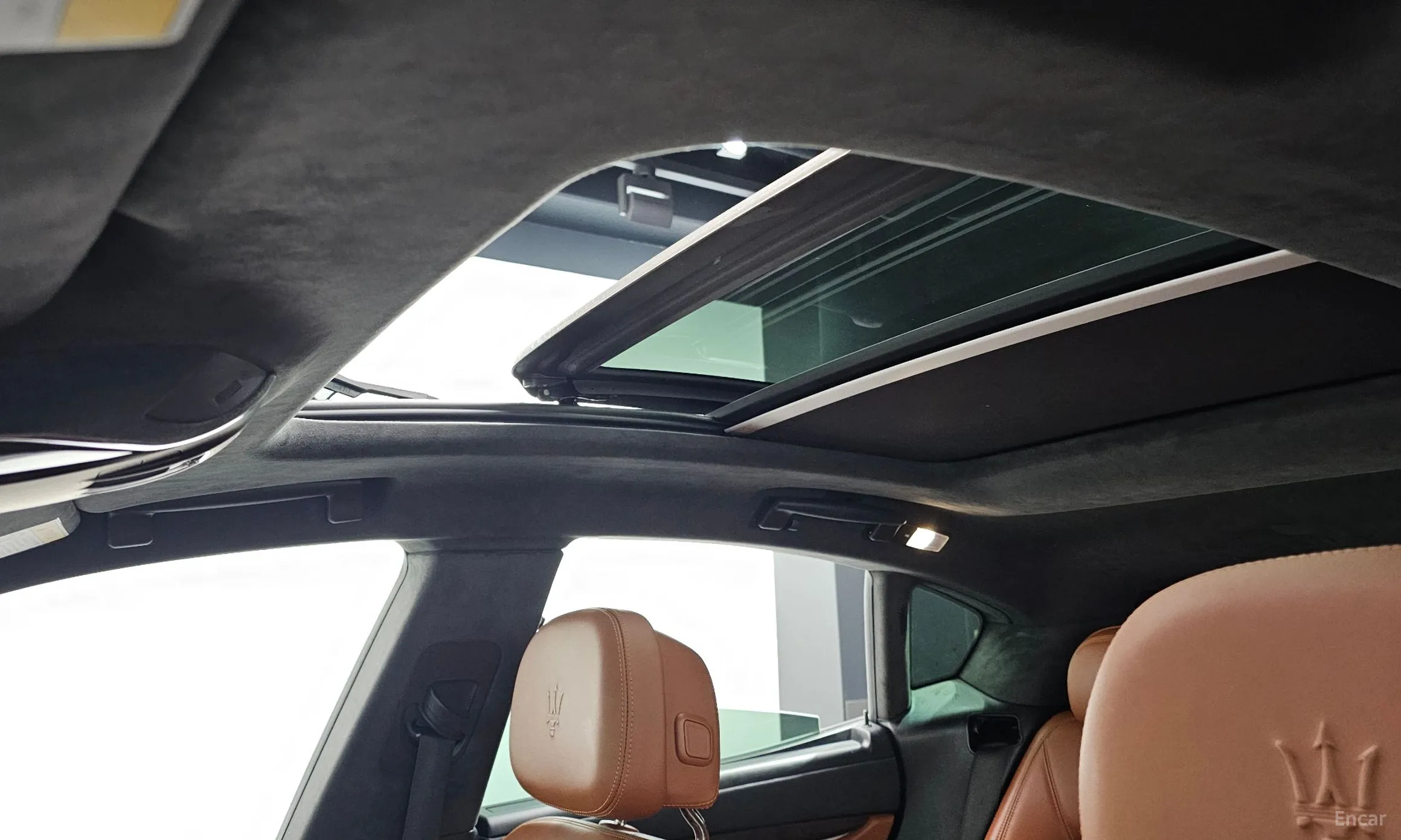 Maserati Levante превью 19