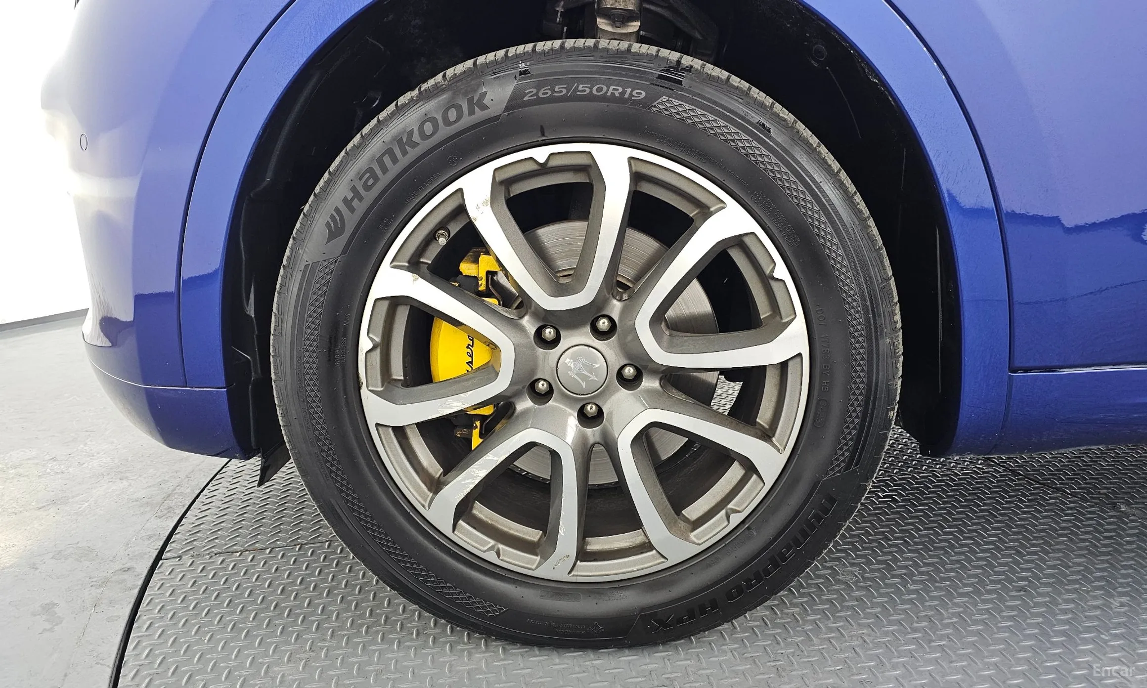 Maserati Levante превью 5