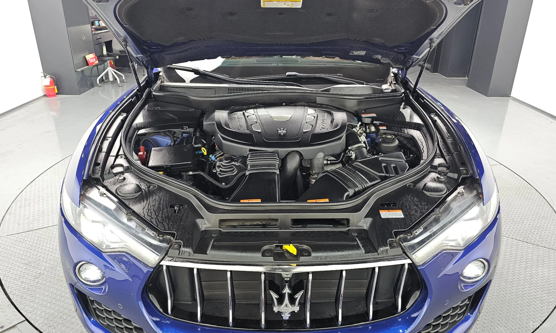 Maserati Levante превью 6