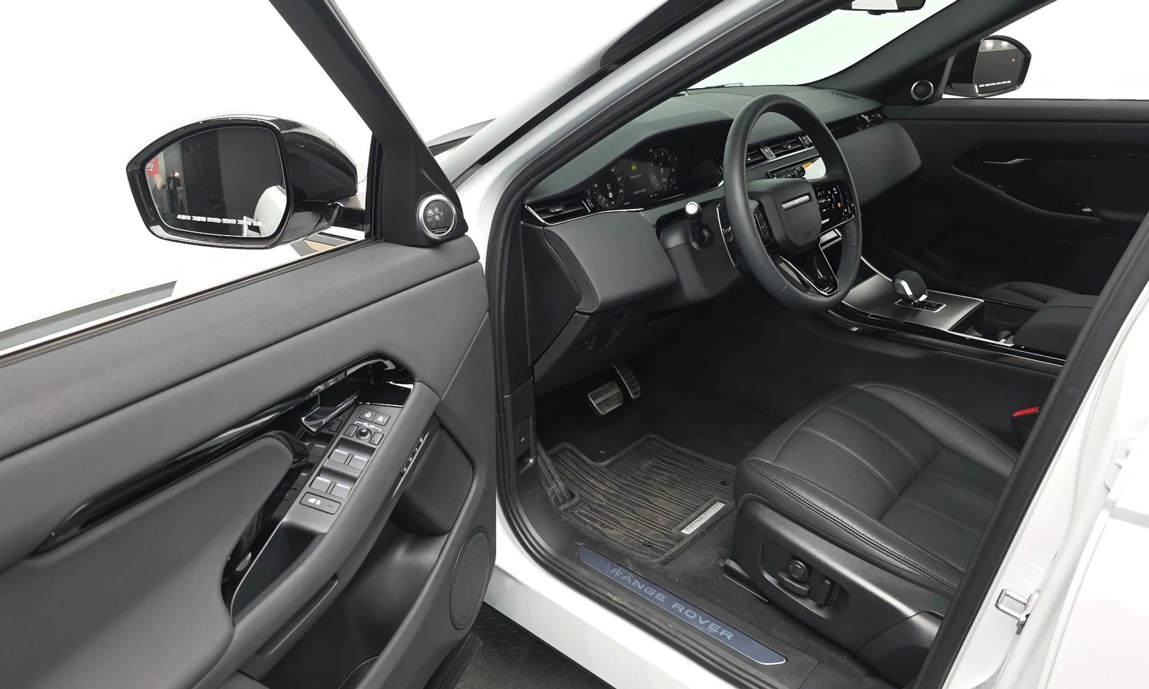Land Rover Range Rover Evoque 2nd Generation превью 10