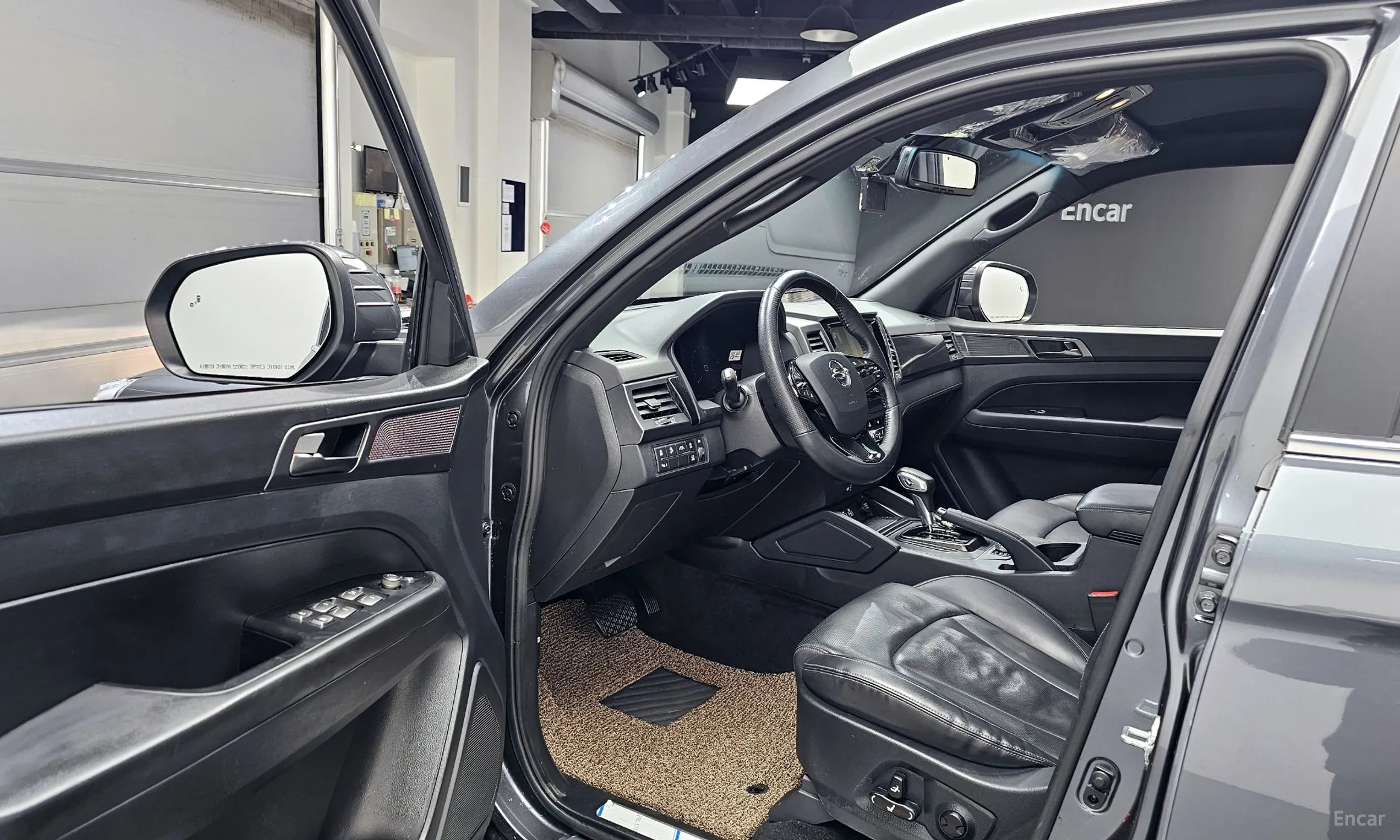 KG Mobility (SsangYong) Rexton Sports Khan превью 10