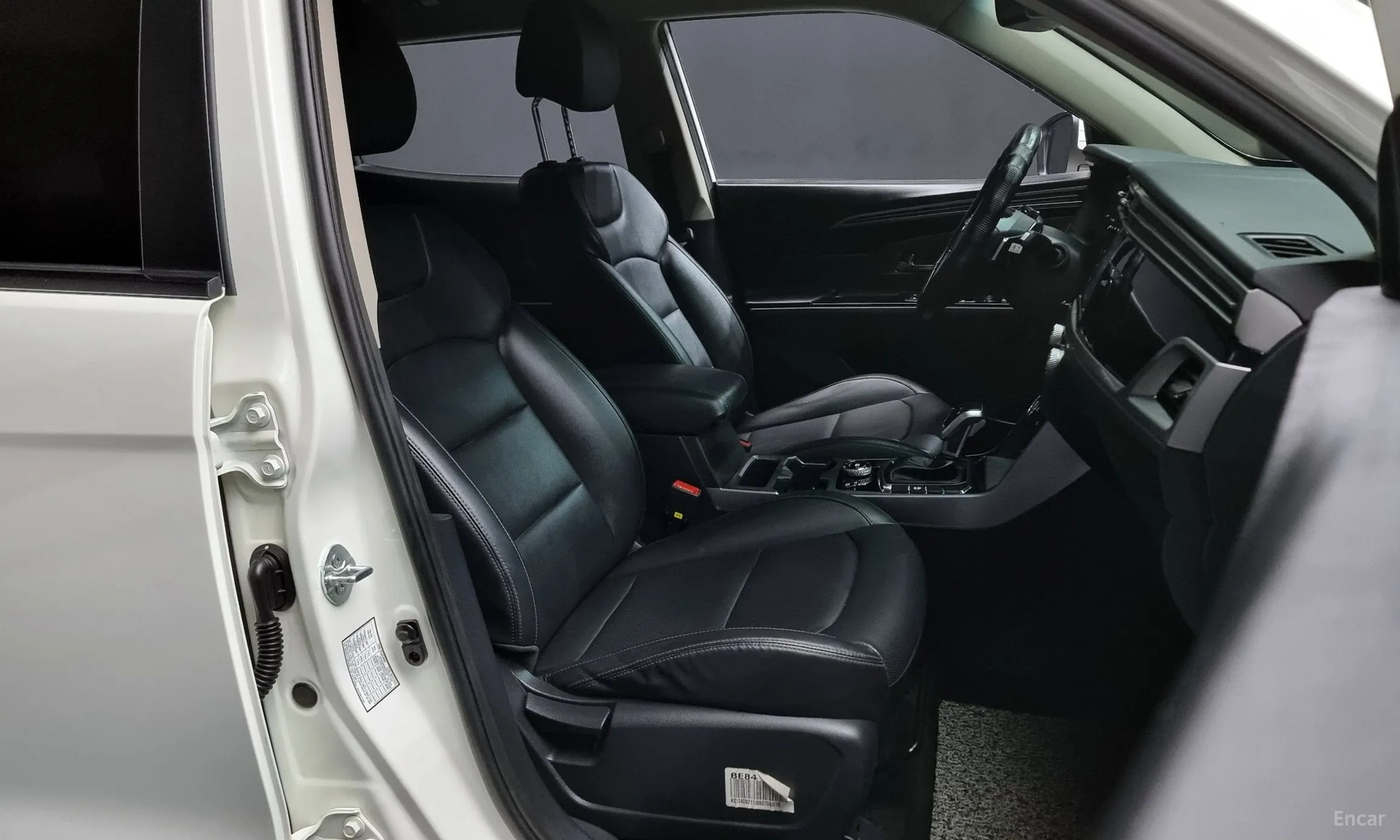 KG Mobility (SsangYong) Beautiful Korando превью 10