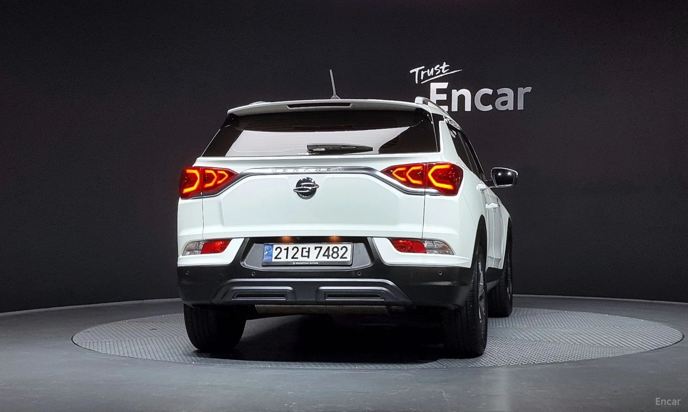 KG Mobility (SsangYong) Beautiful Korando превью 4