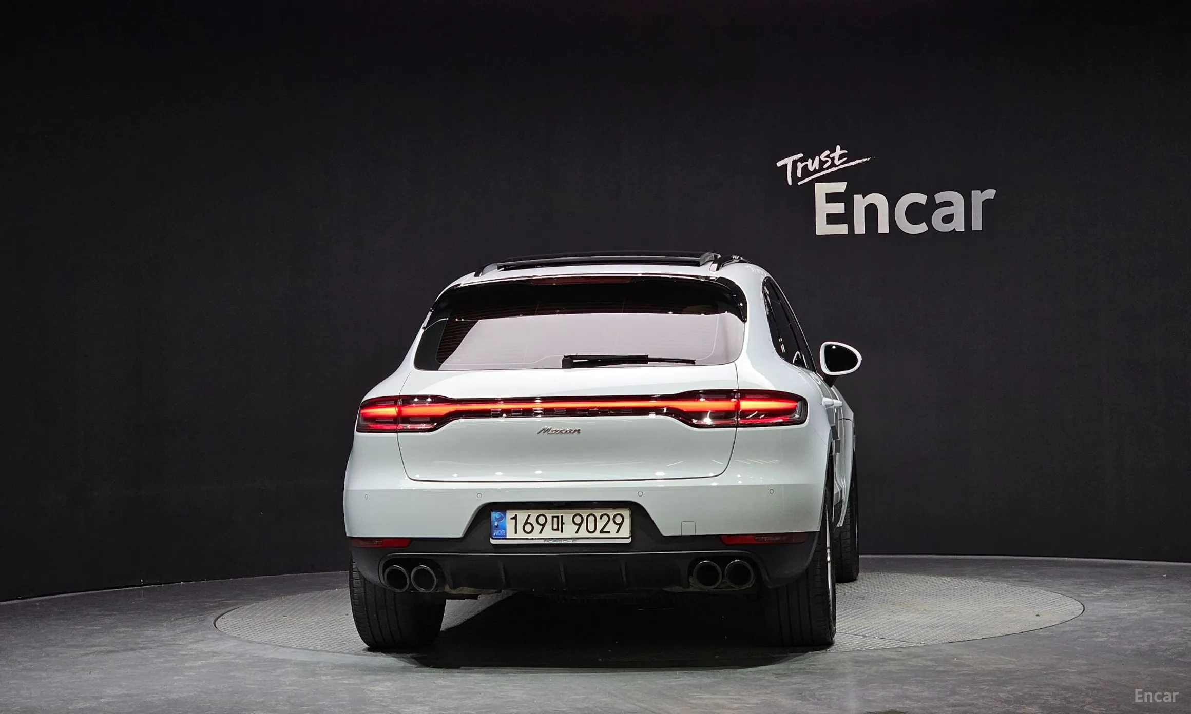 Porsche Macan превью 4