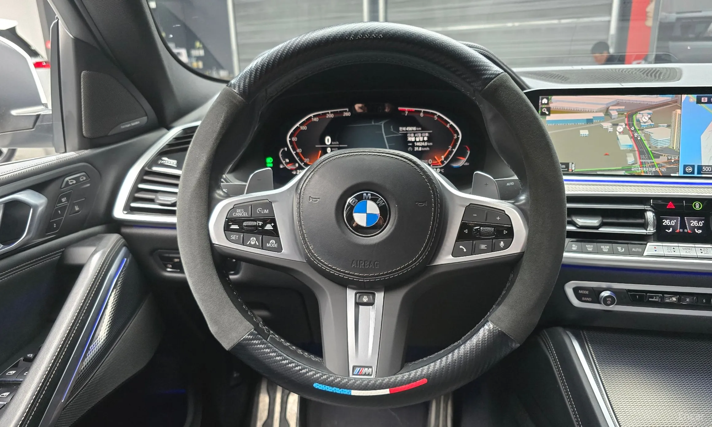 BMW X6 (G06) превью 13