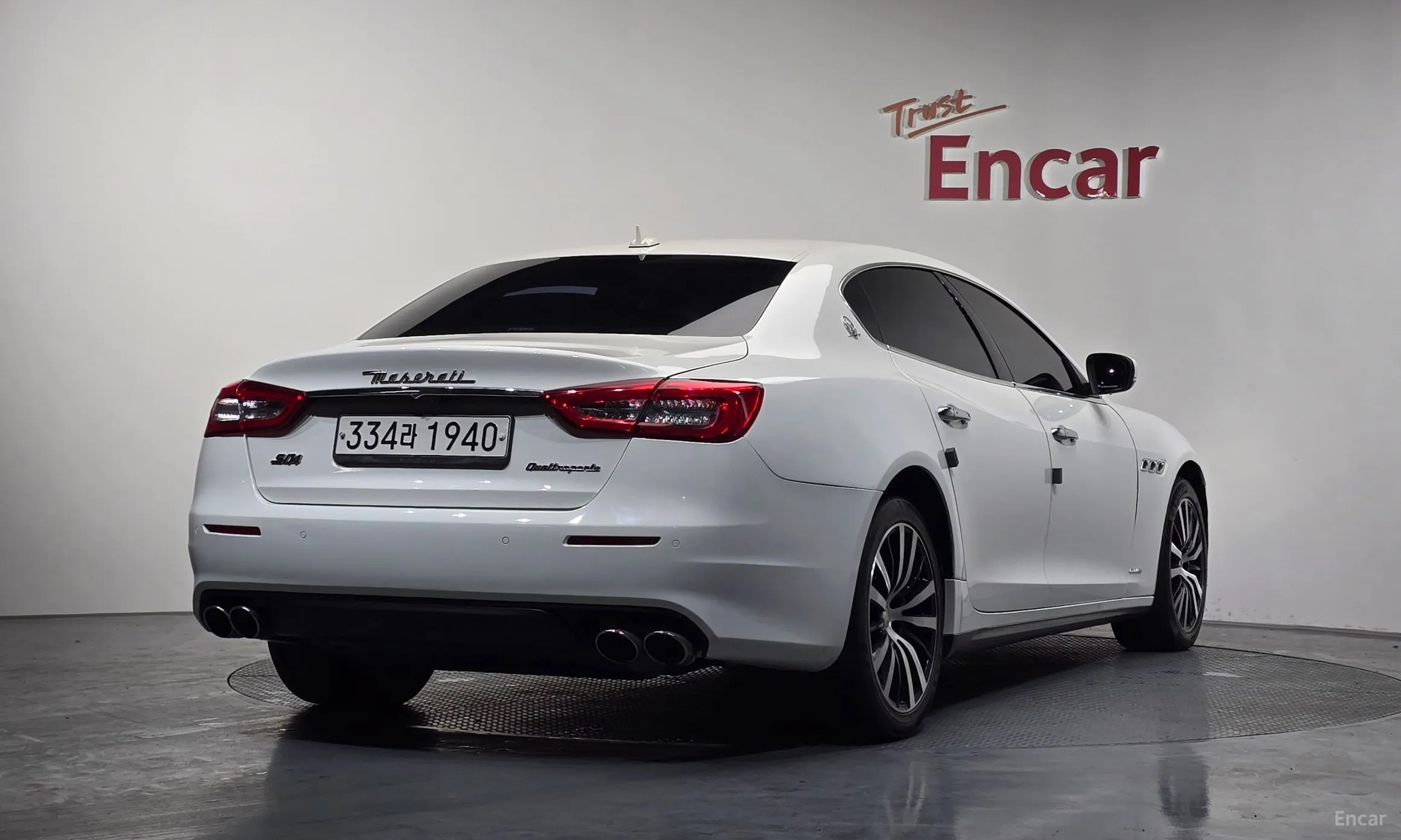 Maserati Quattroporte превью 2