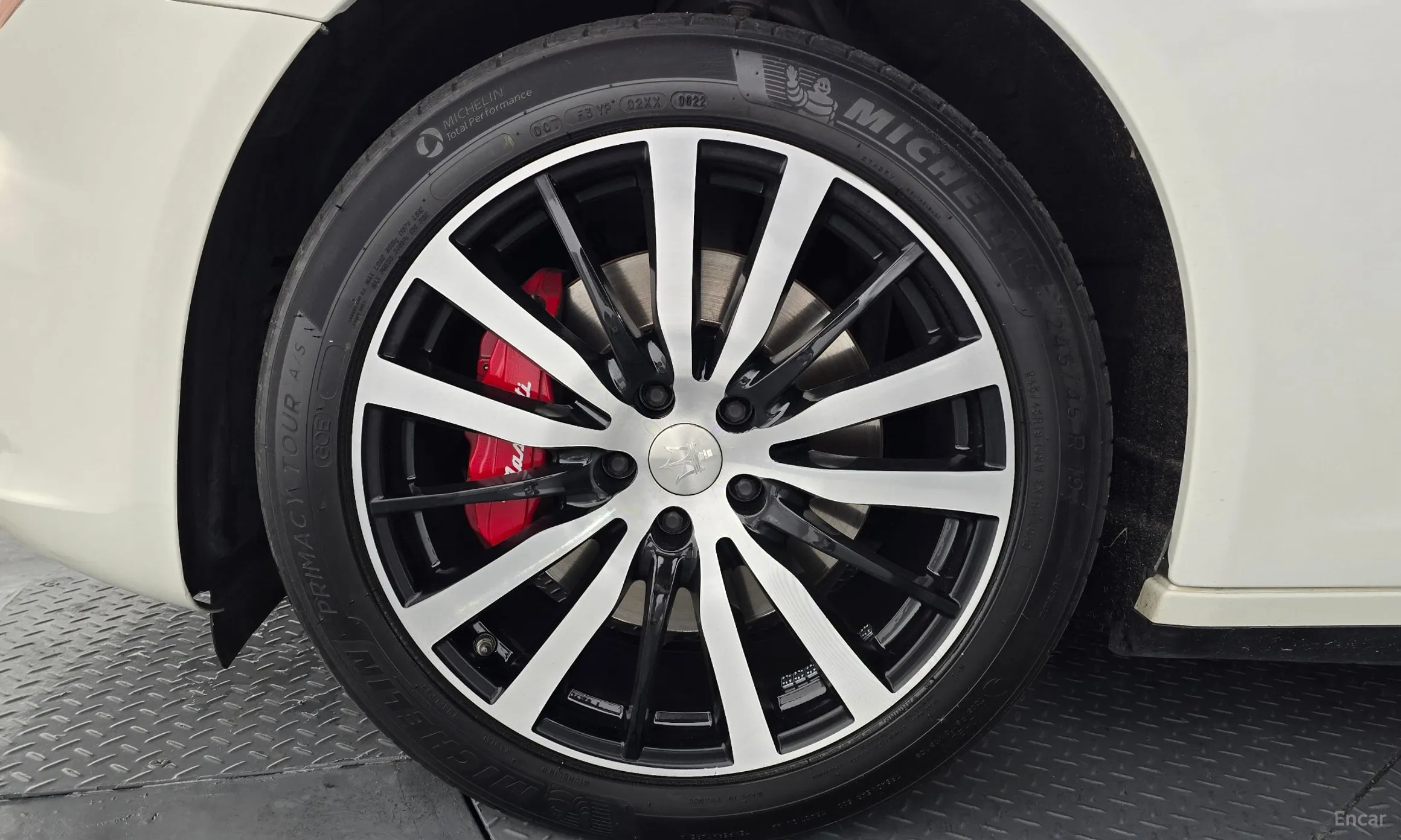 Maserati Quattroporte превью 5