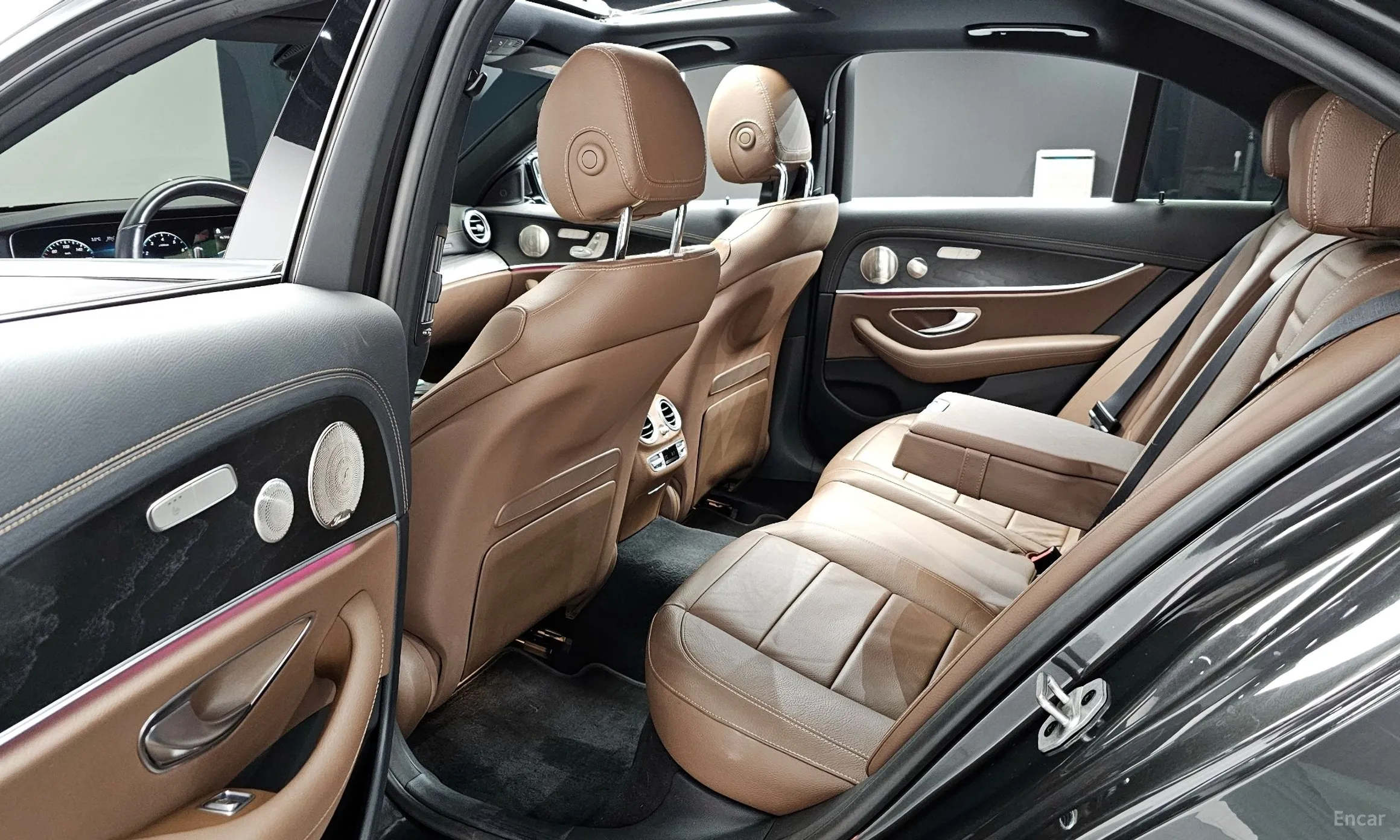 Mercedes Benz E-Class W213 превью 10