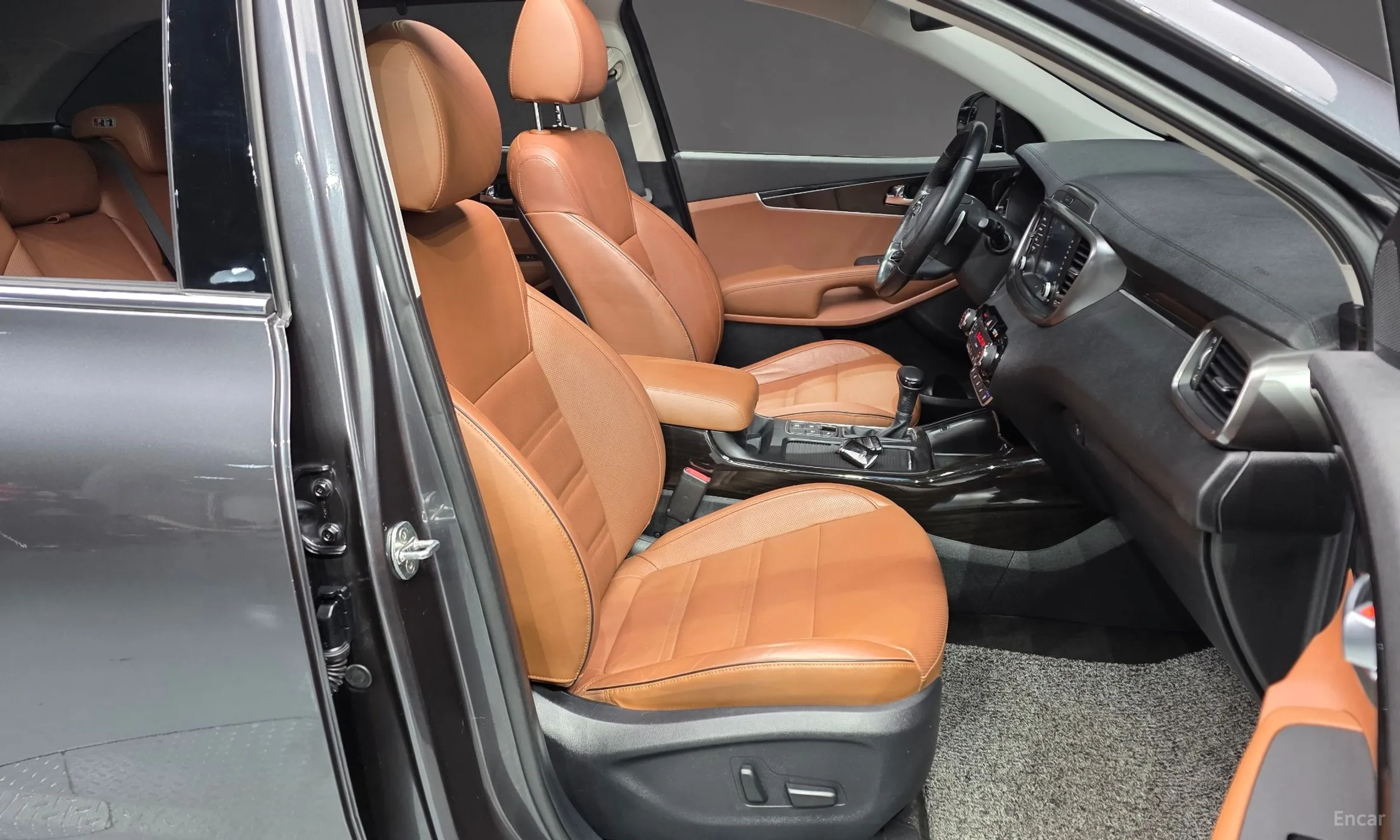 Kia Sorento превью 10