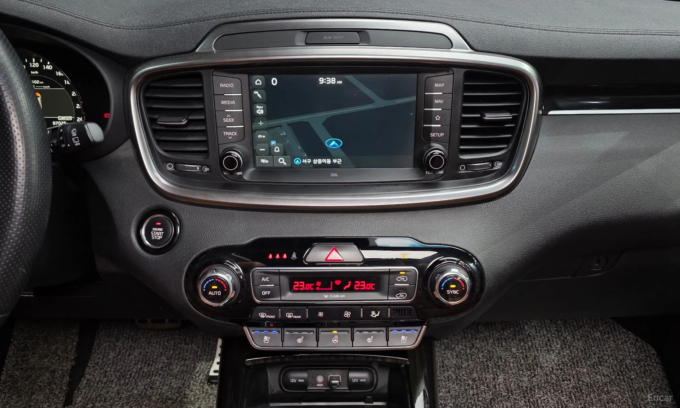 Kia Sorento превью 16